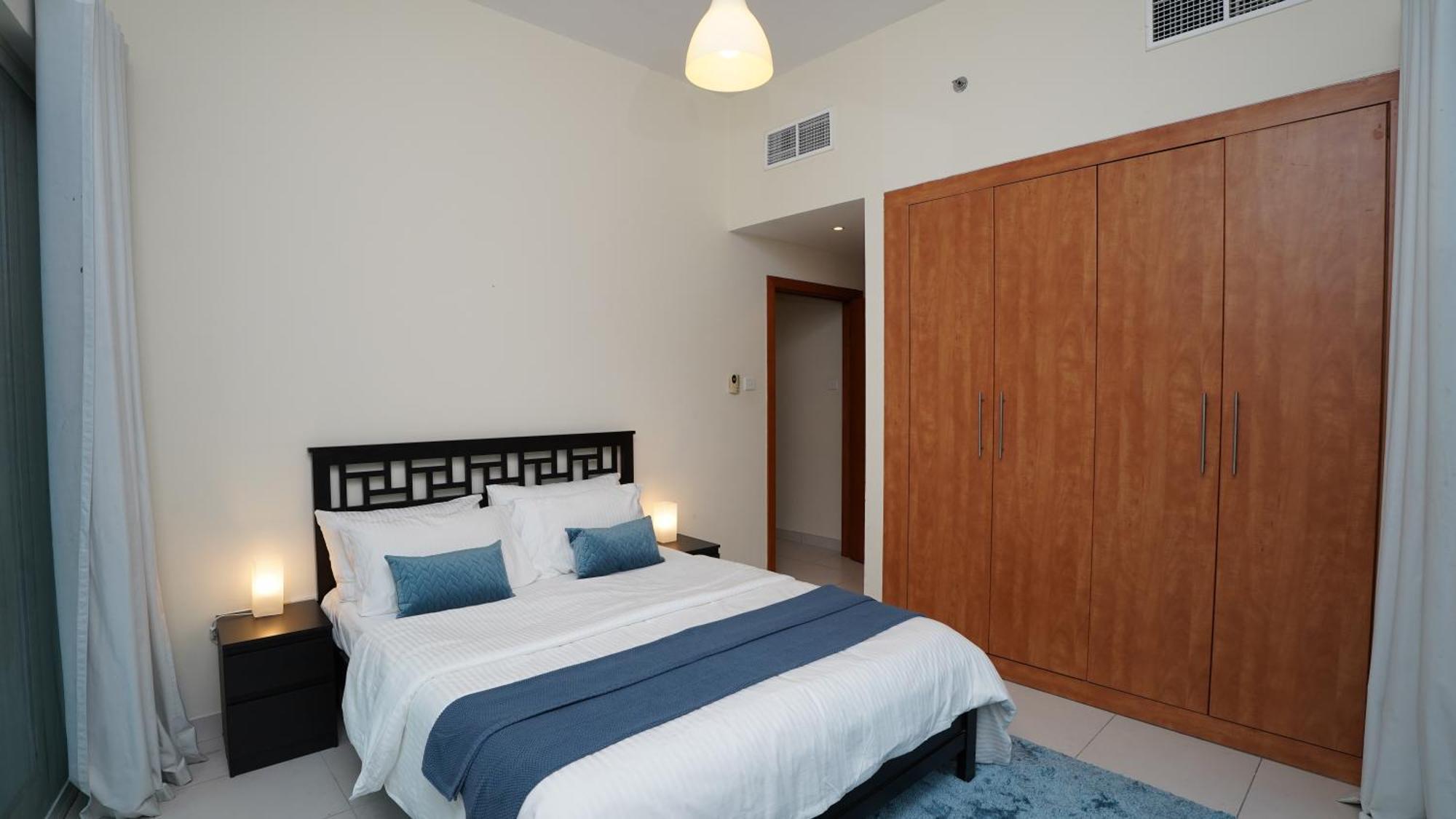 Apartment Marina View 2 Bed Apartment-bluebell-by Grand Vista Dubai