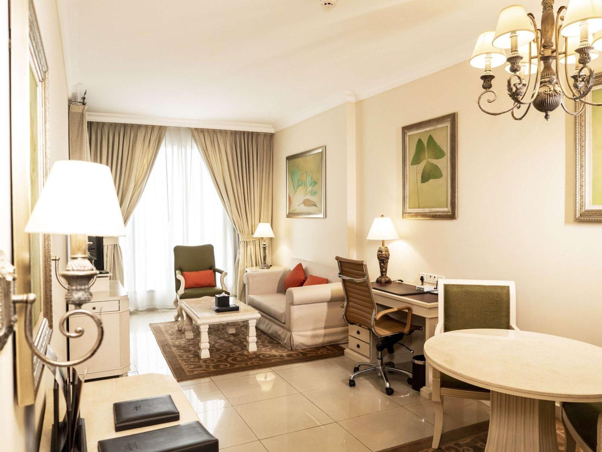 Mercure Barsha Heights And