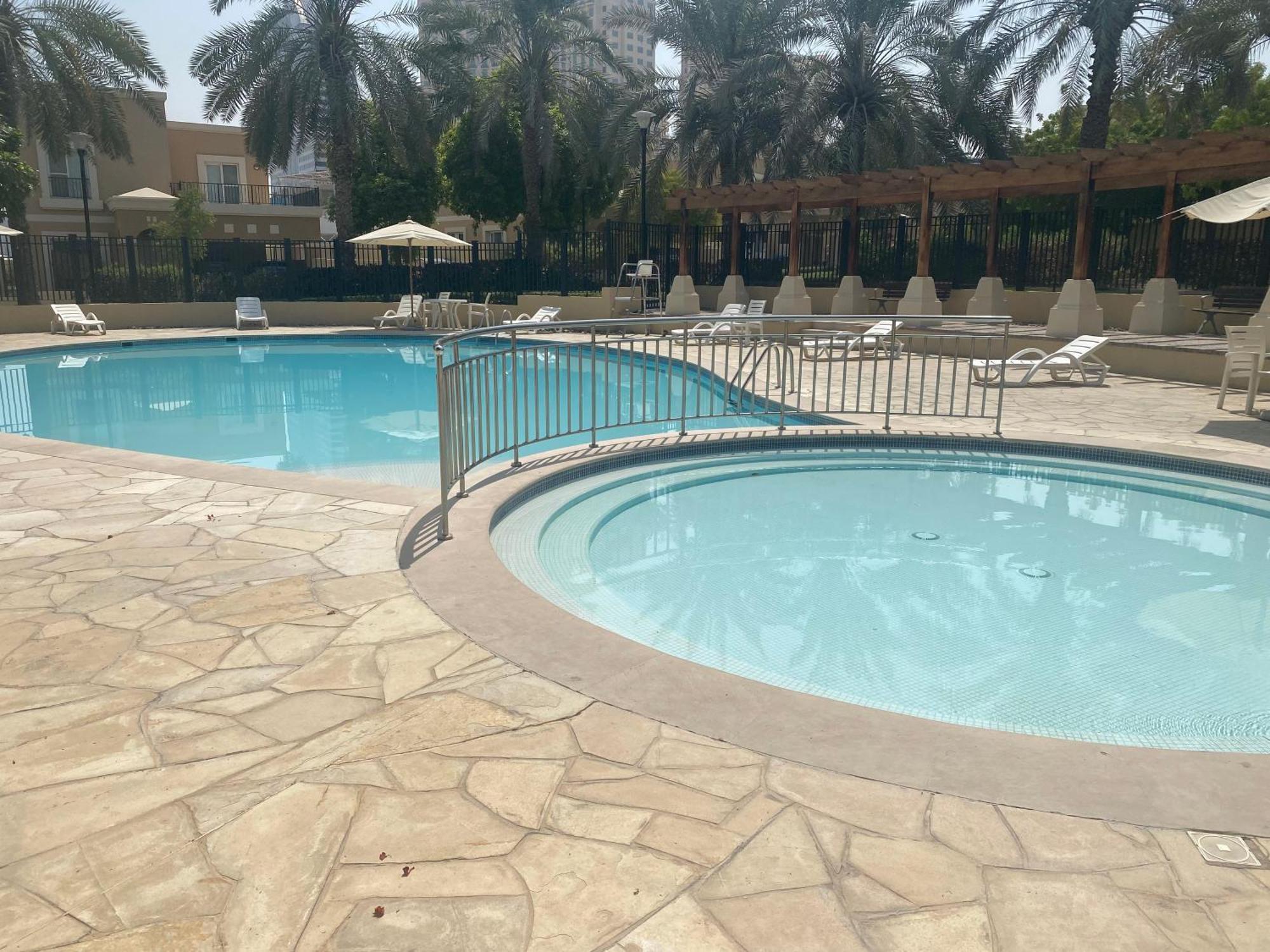 Spacious 4-bedroom Villa, Children Friendly * Dubai