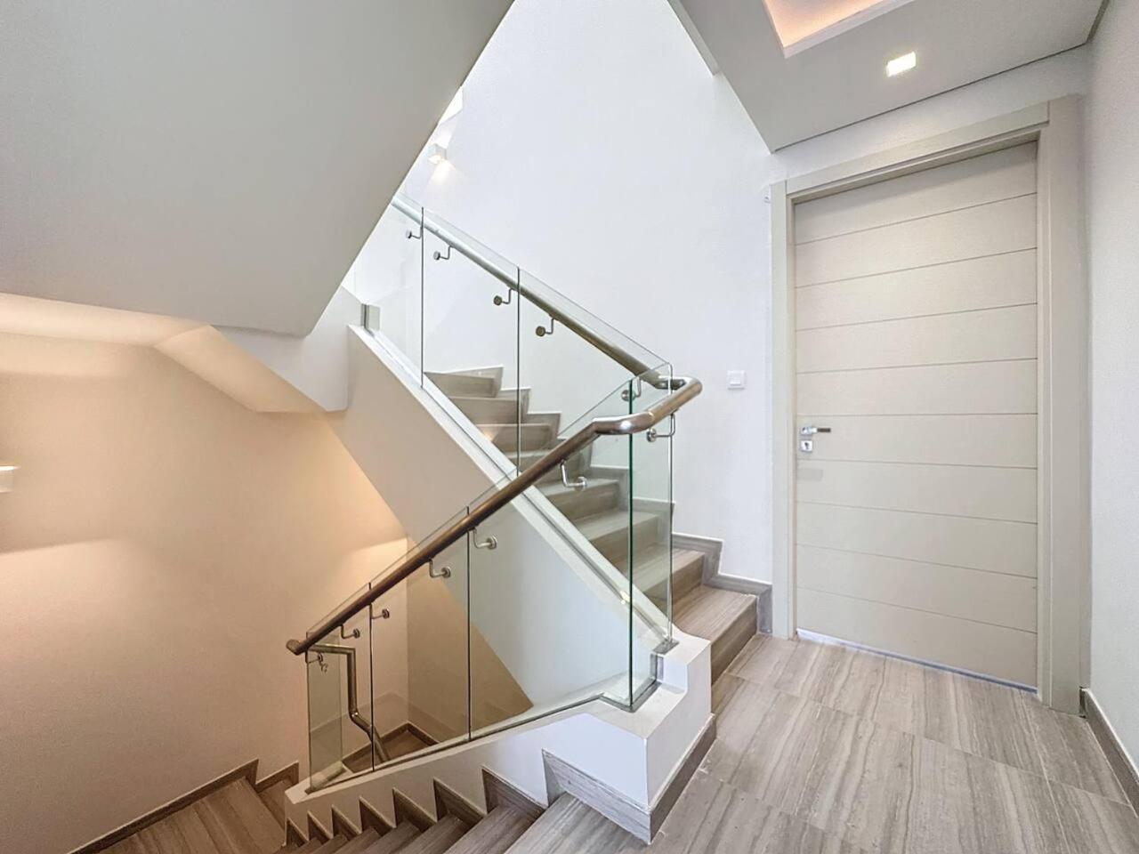 Key View - Aquilegia Villa, Damac Hills Holiday home *