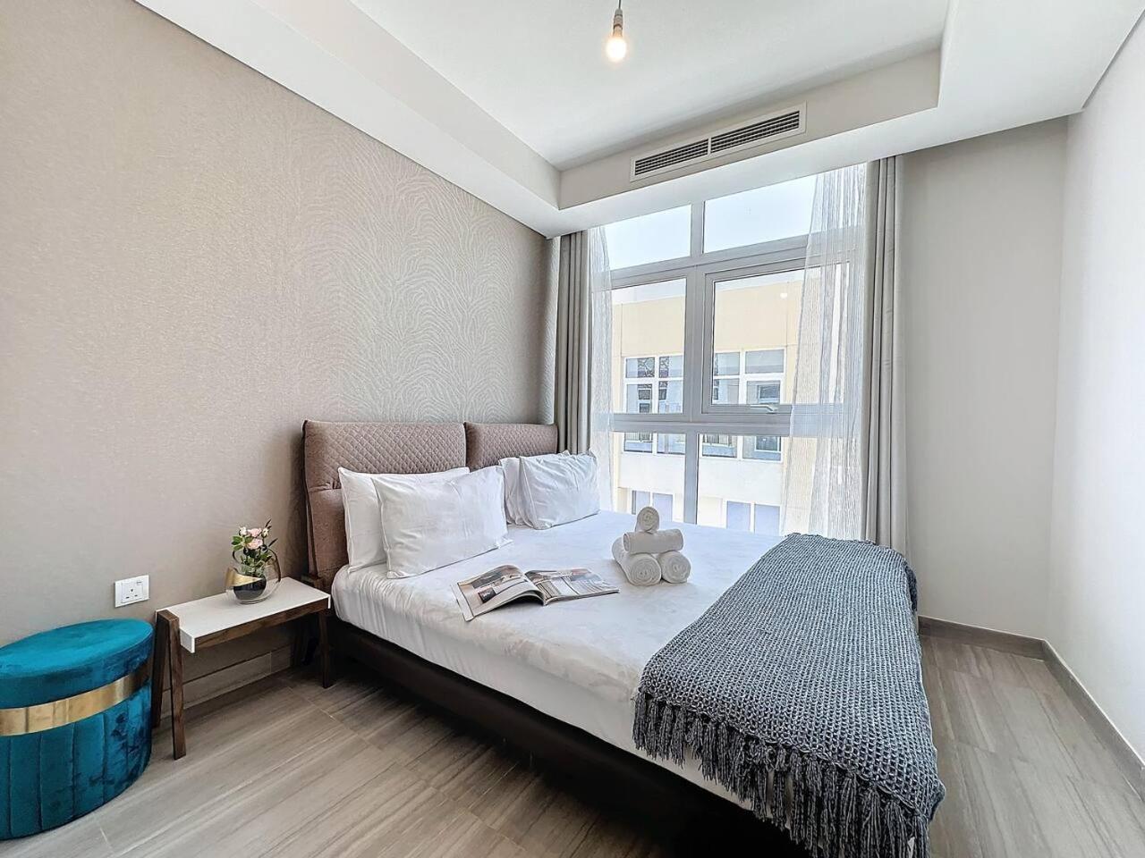 Holiday home Key View - Aquilegia Villa, Damac Hills Dubai