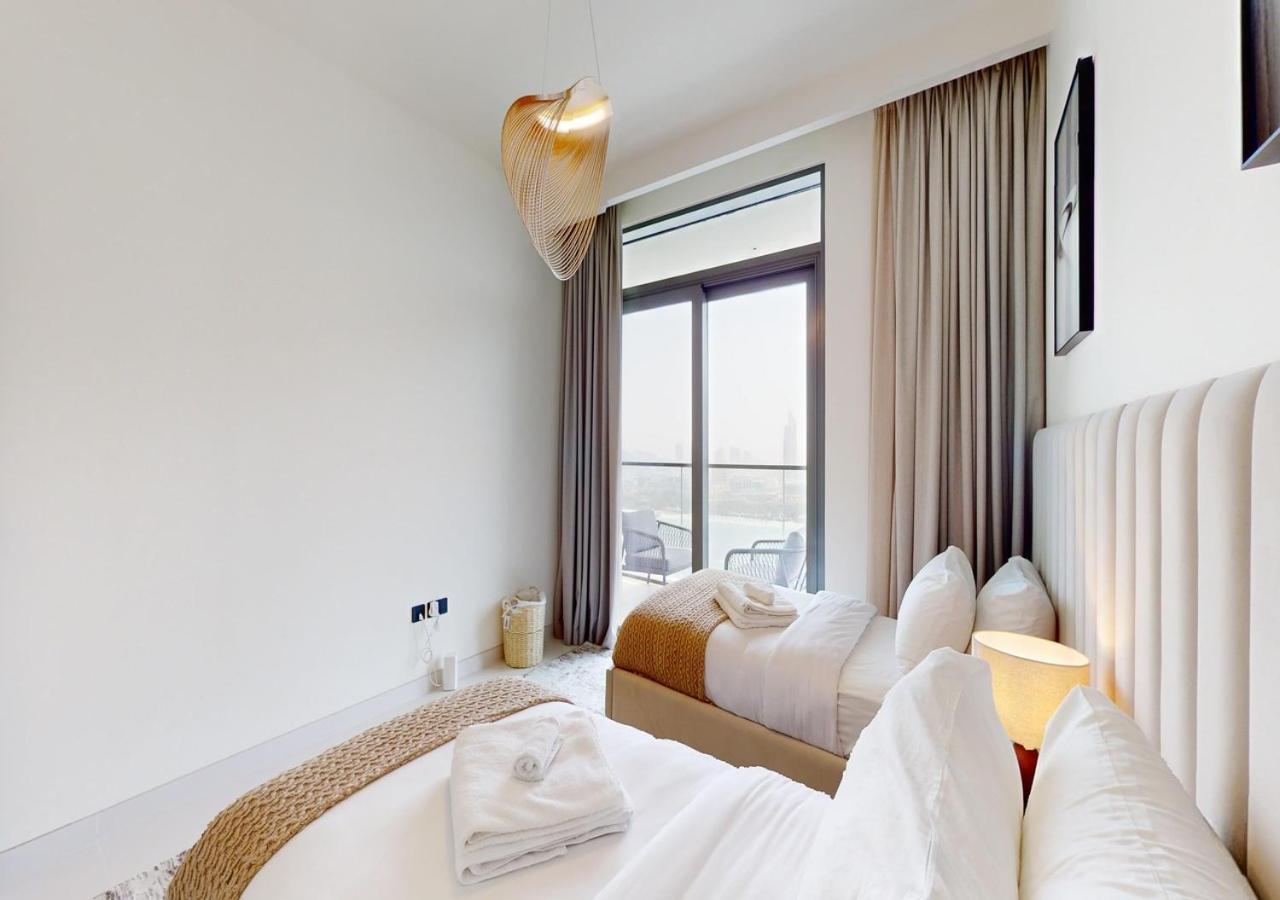 Waterfront ,high Floor 2bed With Private Access * Dubai