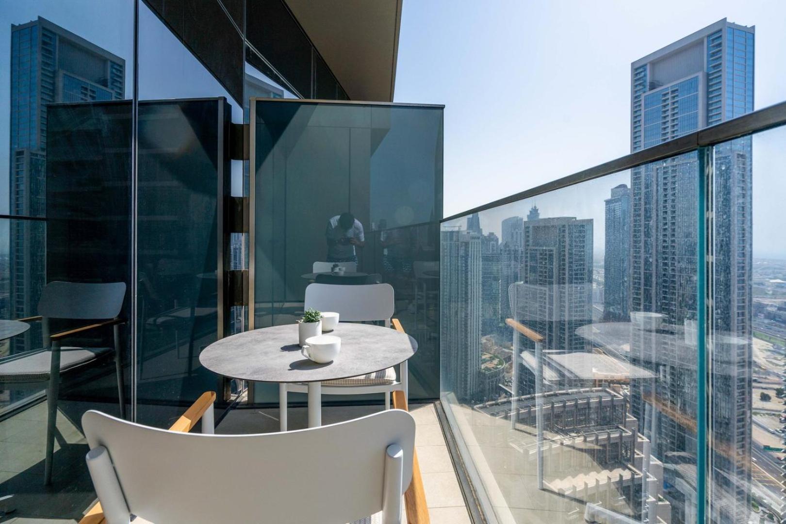 Guestready - High-floor Elegance In Downtown Apartment Dubai