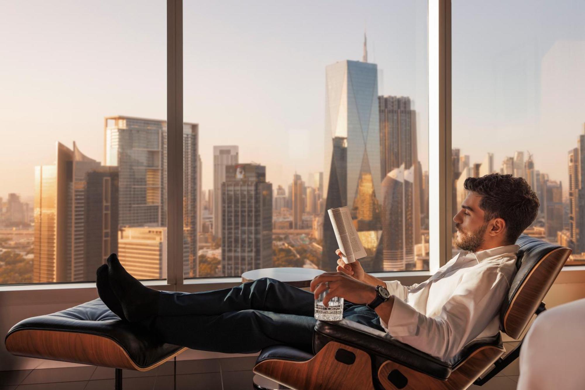 Jumeirah Emirates Towers 5* Dubai