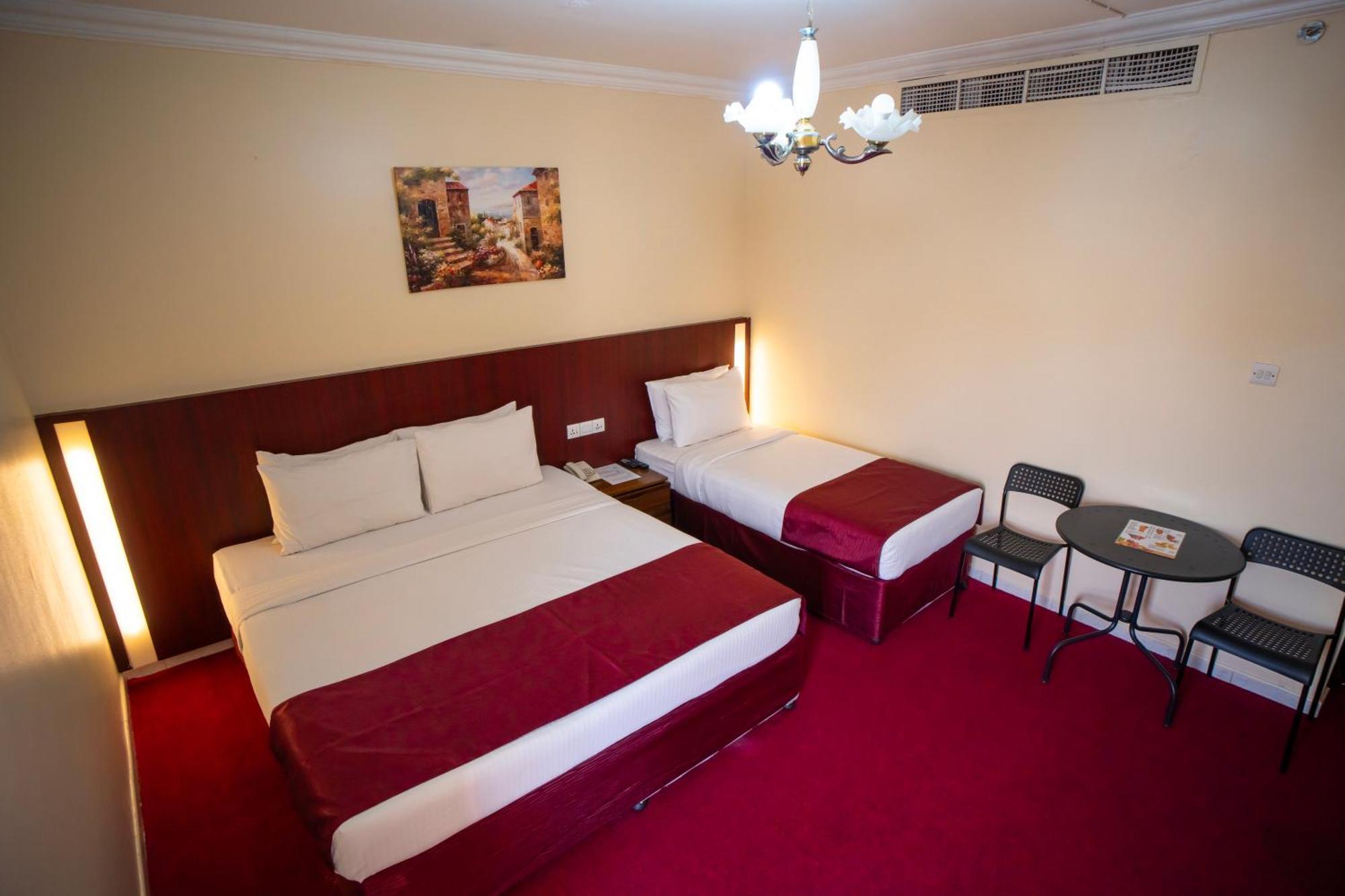 Al Karnak Hotel 2*