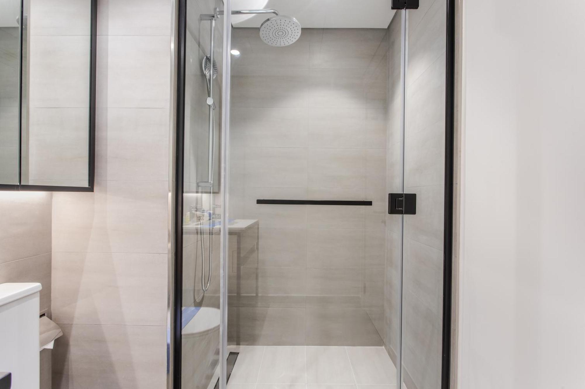 Modern & 1br In Ellington, Mbr *