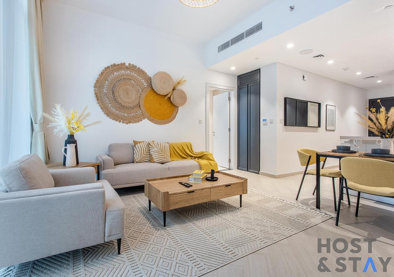 Modern & 1br In Ellington, Mbr