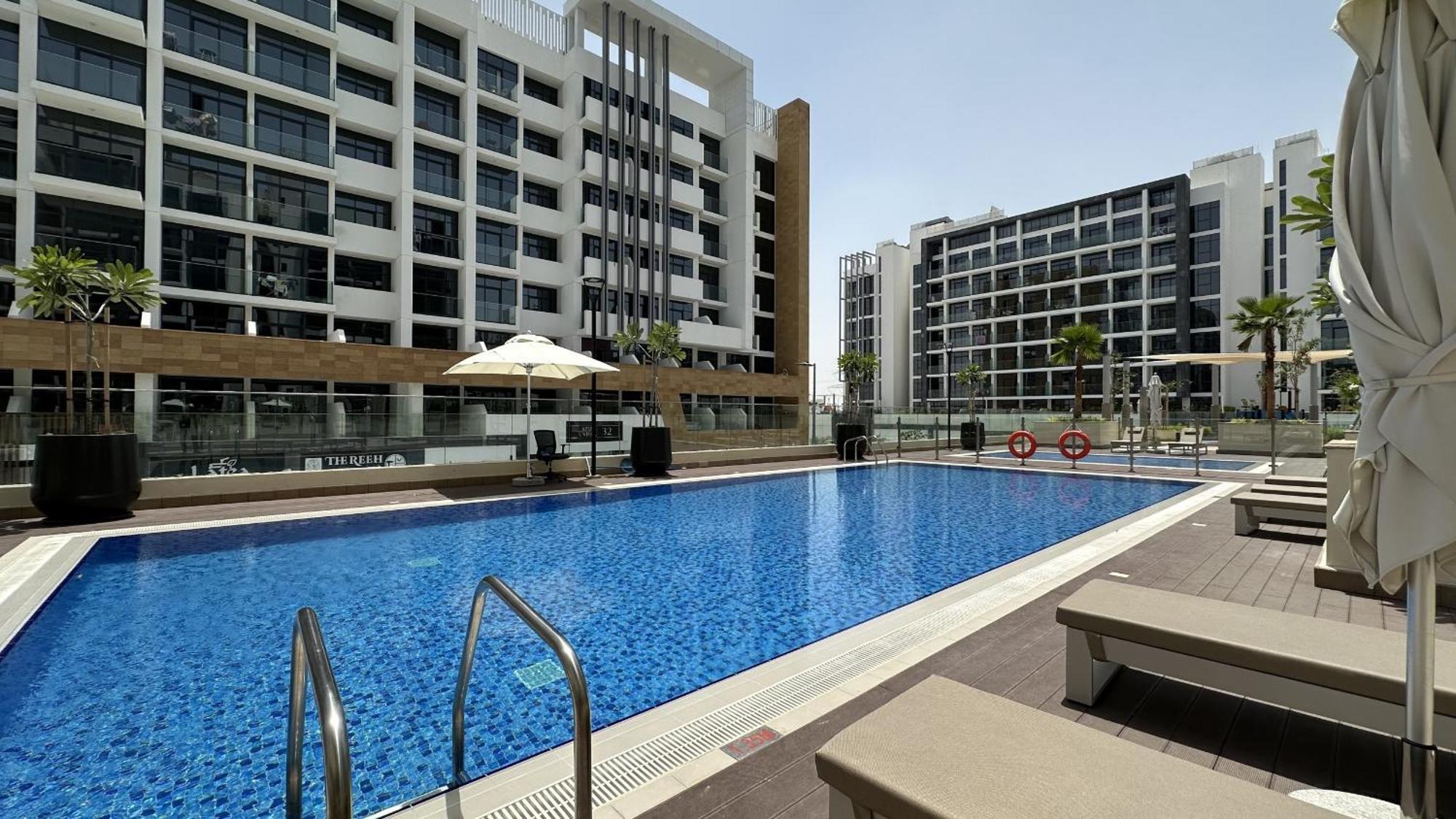 Easygo - Azizi Riviera 34 Apartment *