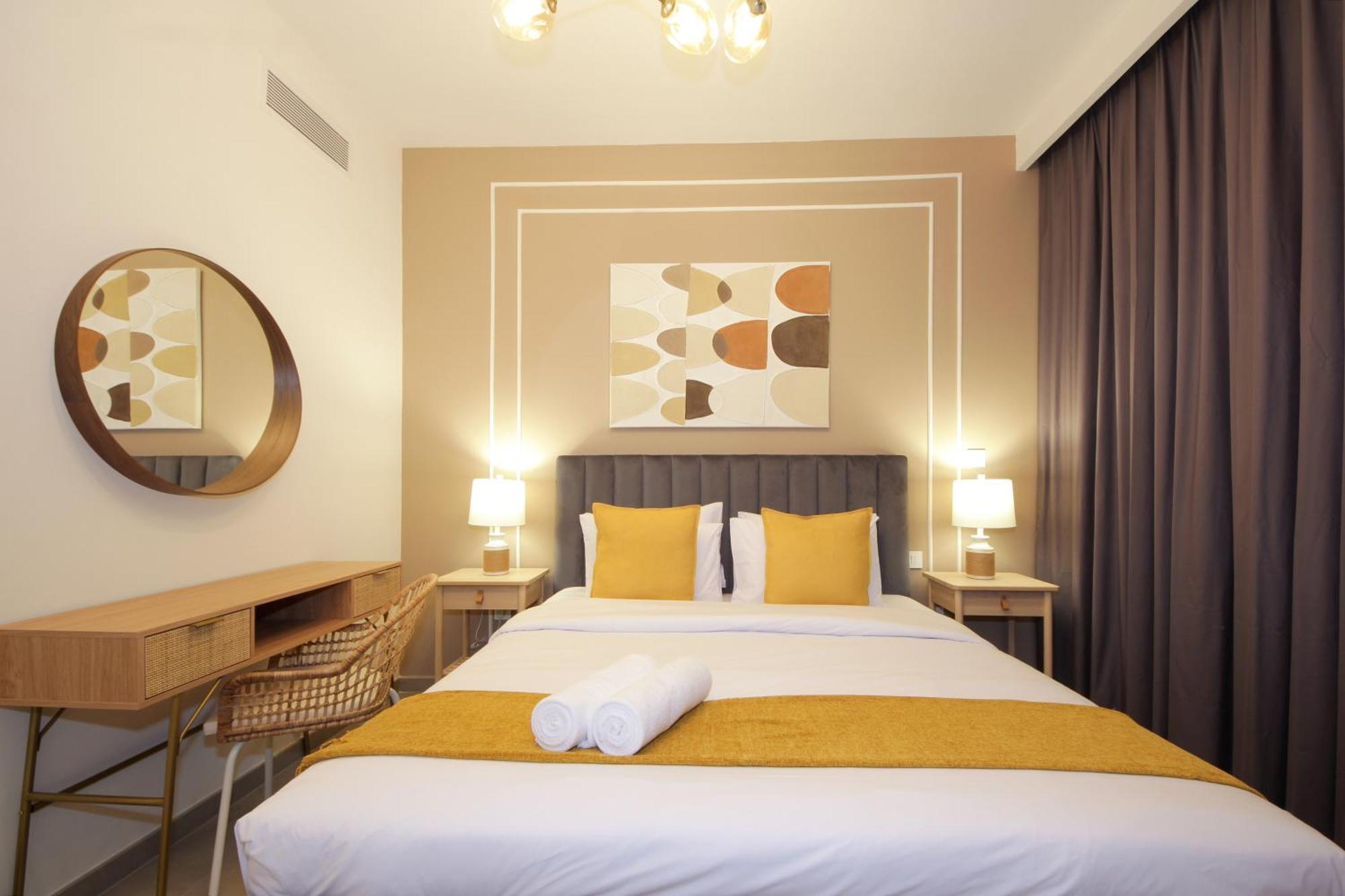 Apartment Rh -skyline Serenity, High-floor Oasis In Downtown, 8 Mins Walk To Burj Khalifa