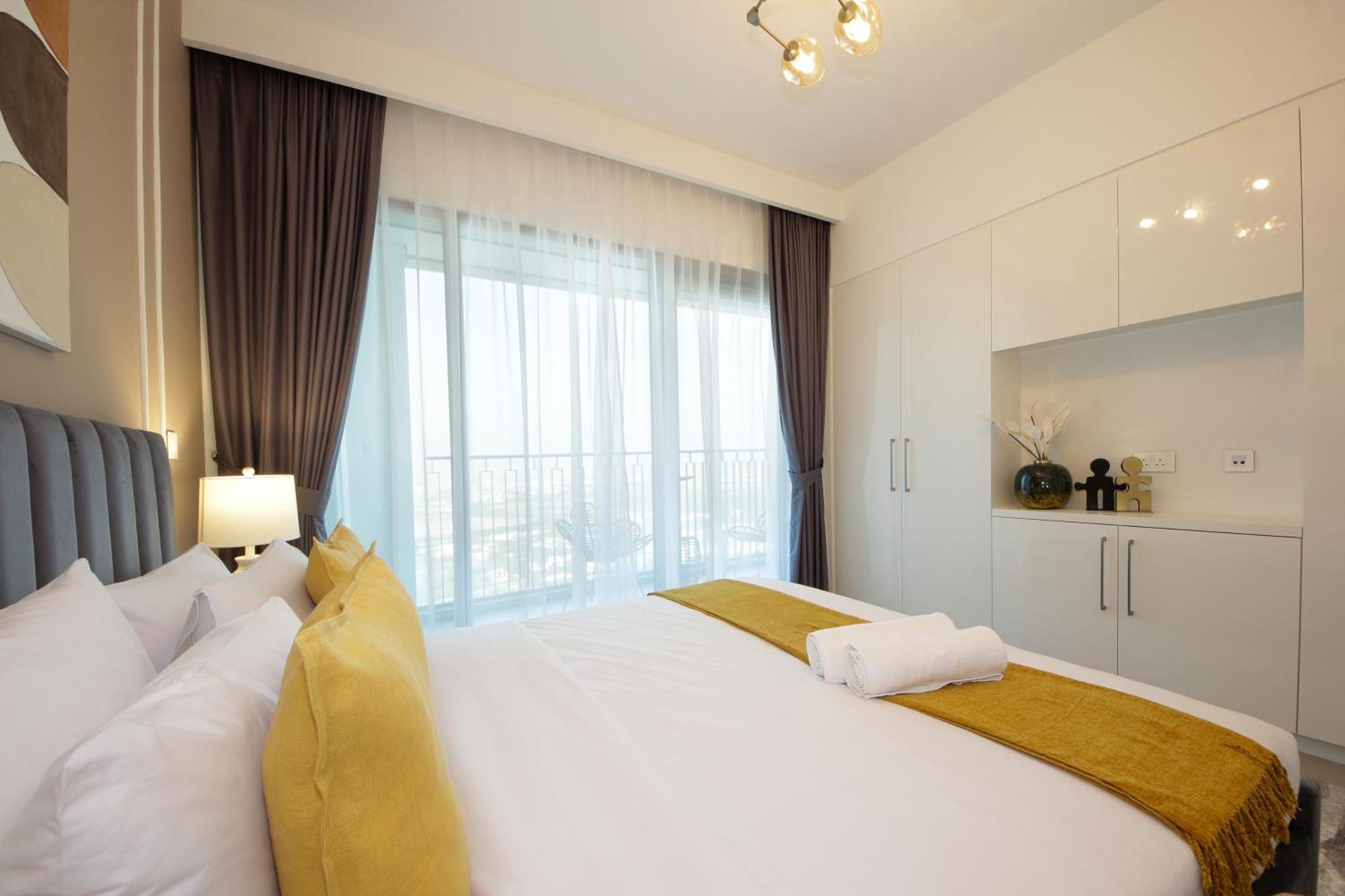 Rh -skyline Serenity, High-floor Oasis In Downtown, 8 Mins Walk To Burj Khalifa Apartment *