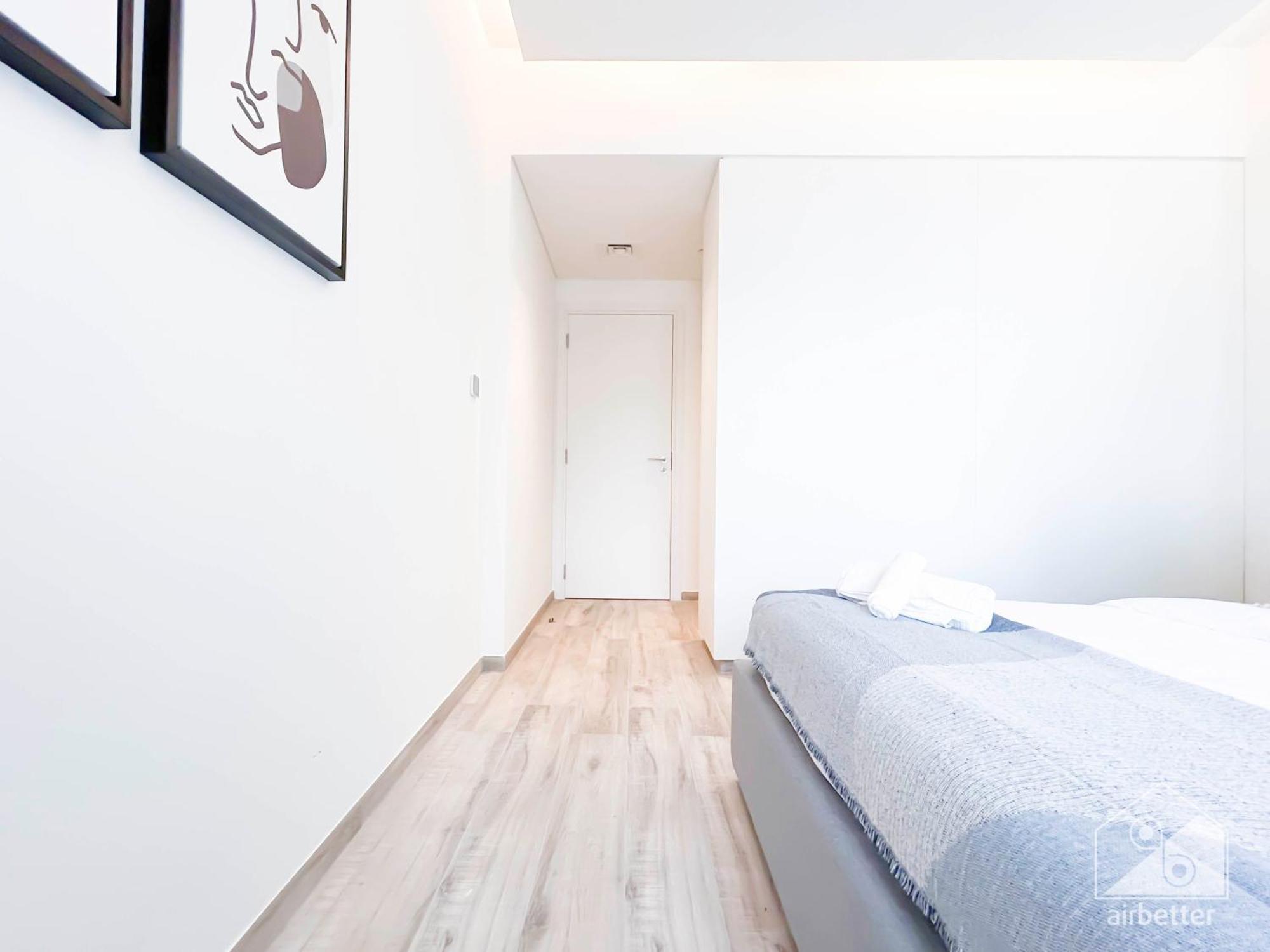 Apartment Stylish 1bedroom With Balcony & View *