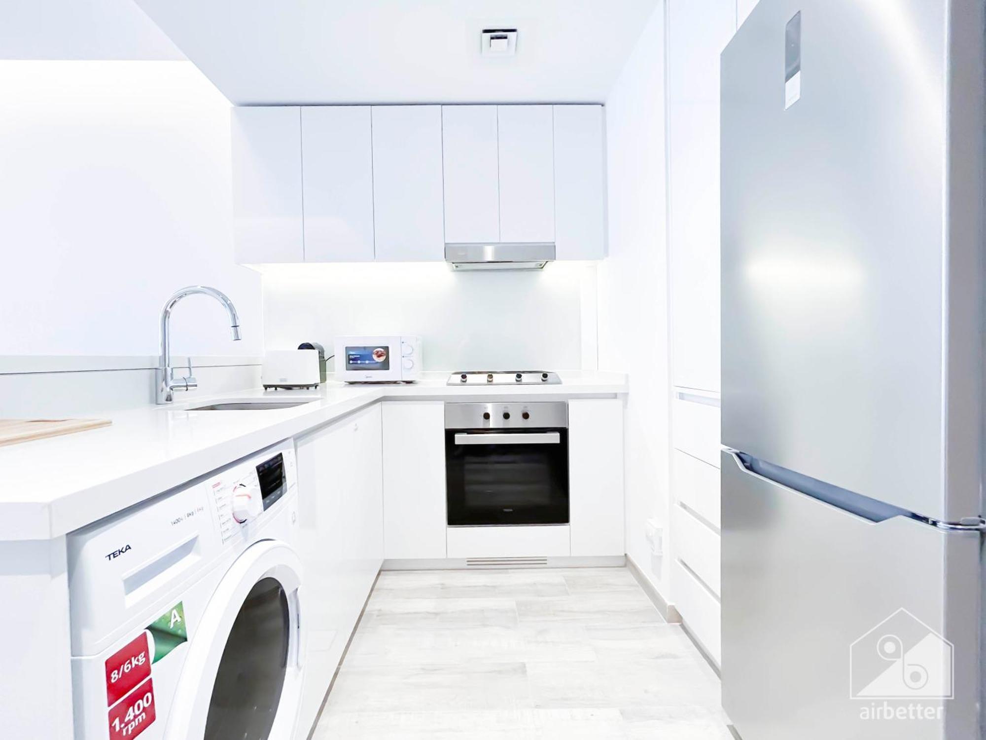 Stylish 1bedroom With Balcony & View *