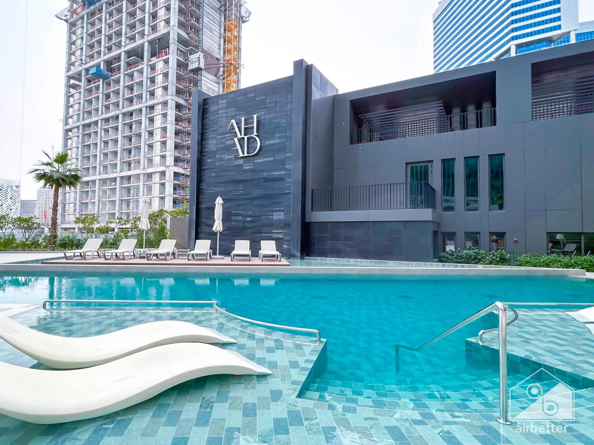 Stylish 1bedroom With Balcony & View Dubai