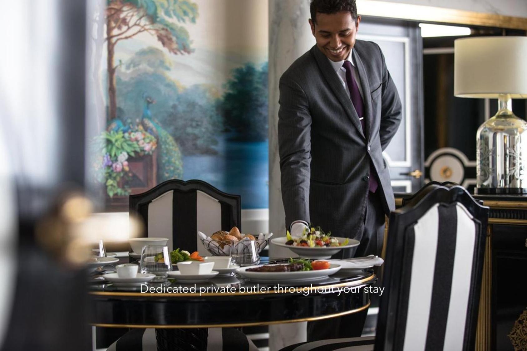 Jumeirah Emirates Towers Hotel 5*
