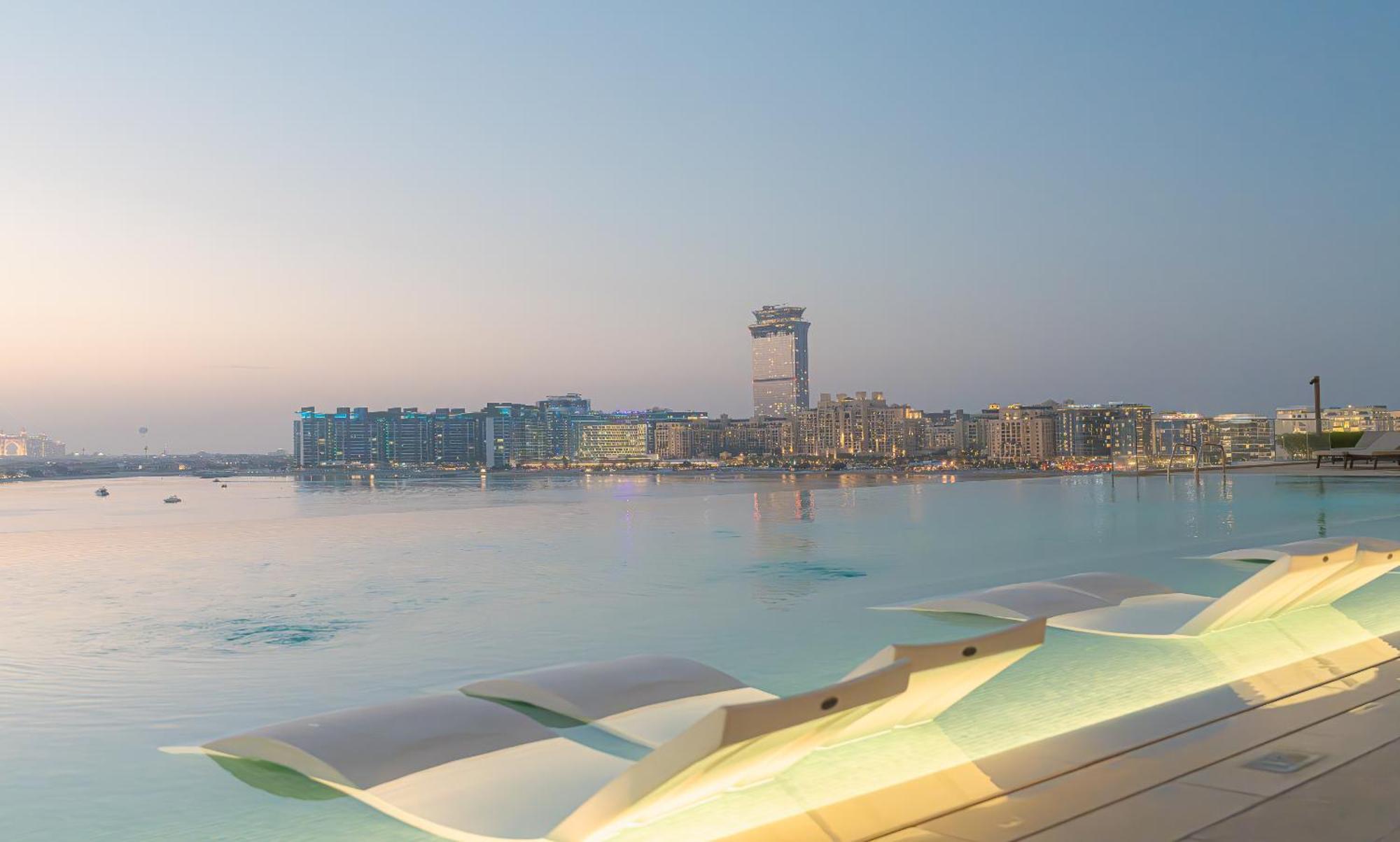 Your Luxury Beachfront Living Apartment
