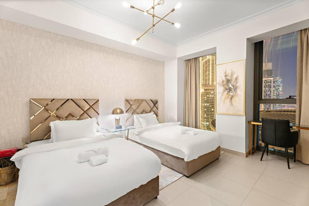 First Class 3br Burj Khalifa & Fountain View Daire