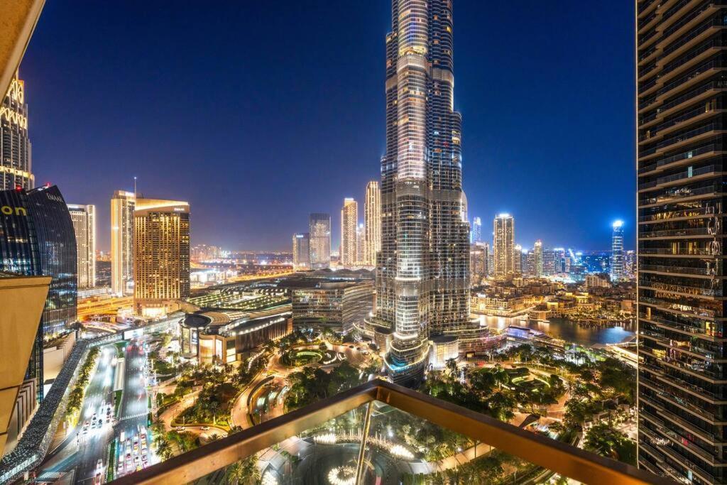 Daire First Class 3br Burj Khalifa & Fountain View
