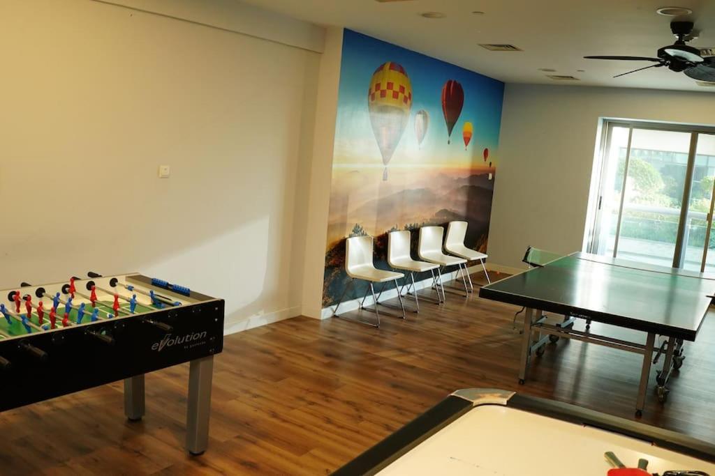 Marina View,central Location,public Transport Access,dwellingz Dubai