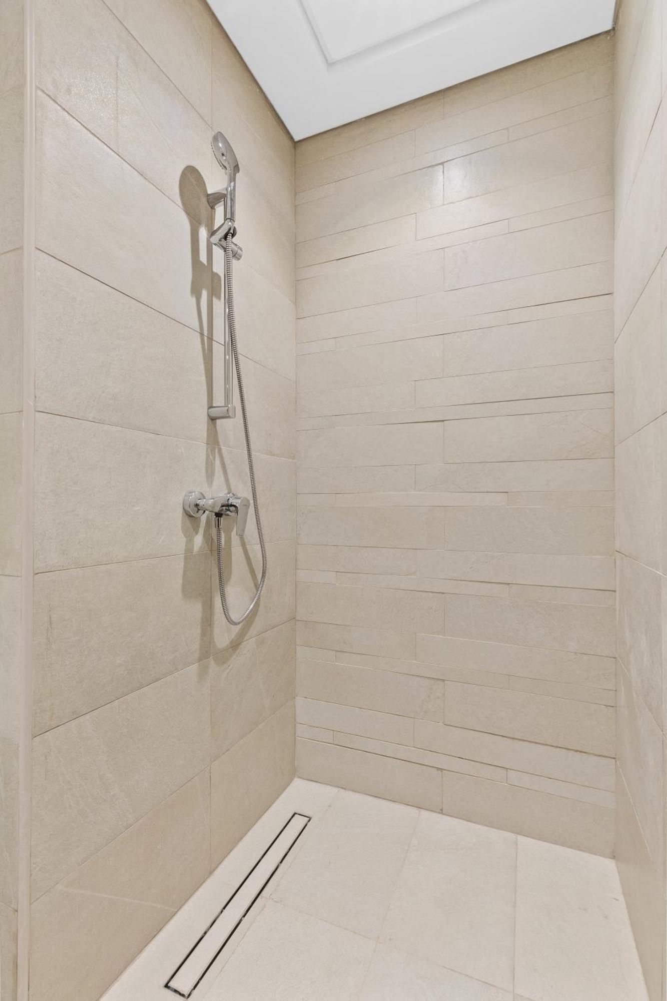 Apartment Waves - Azizi Riviera Building 25 Cozy With Balcony Dubai