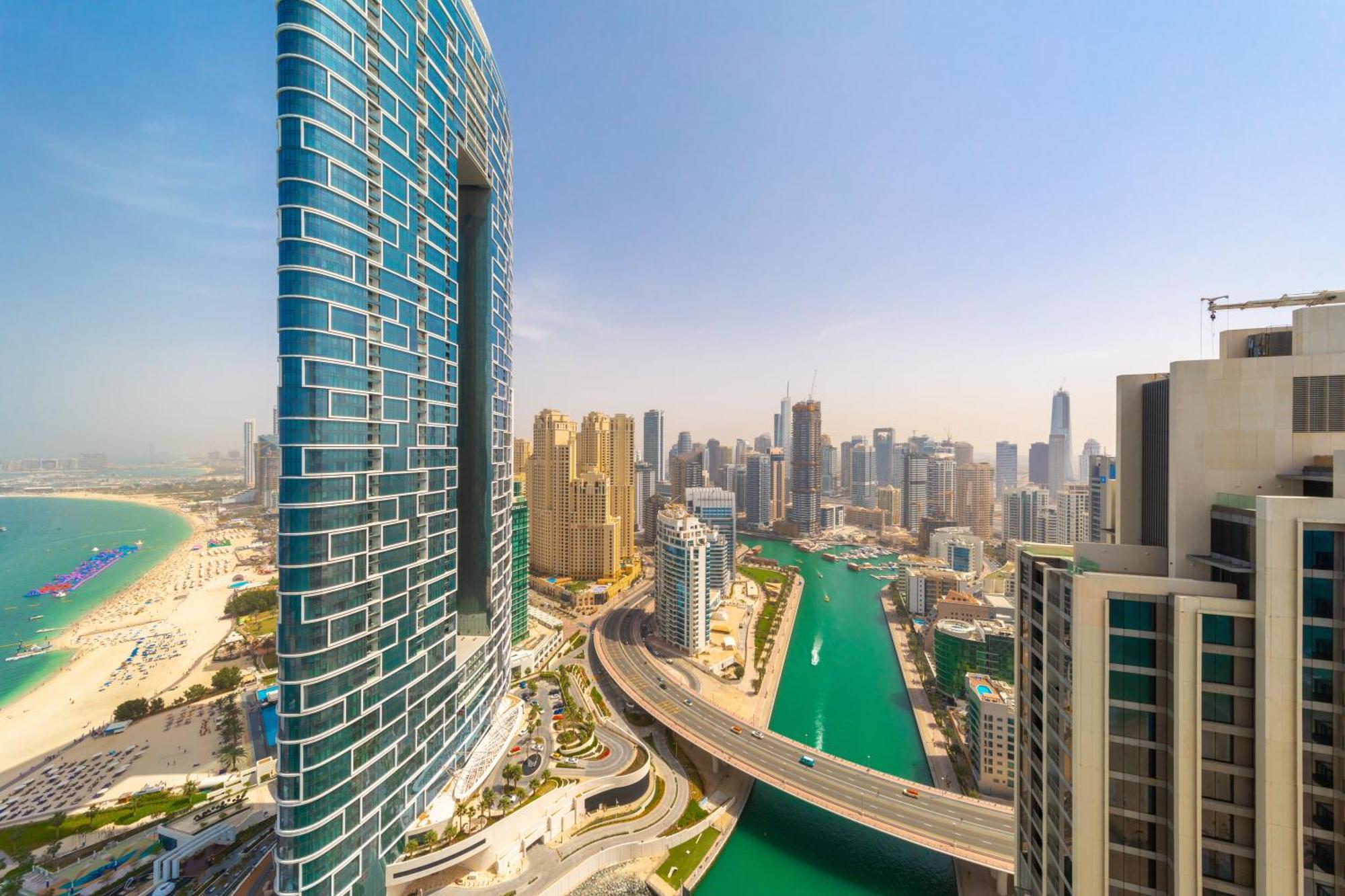 Eden's Homes & - 52-42 Emaar Dubai
