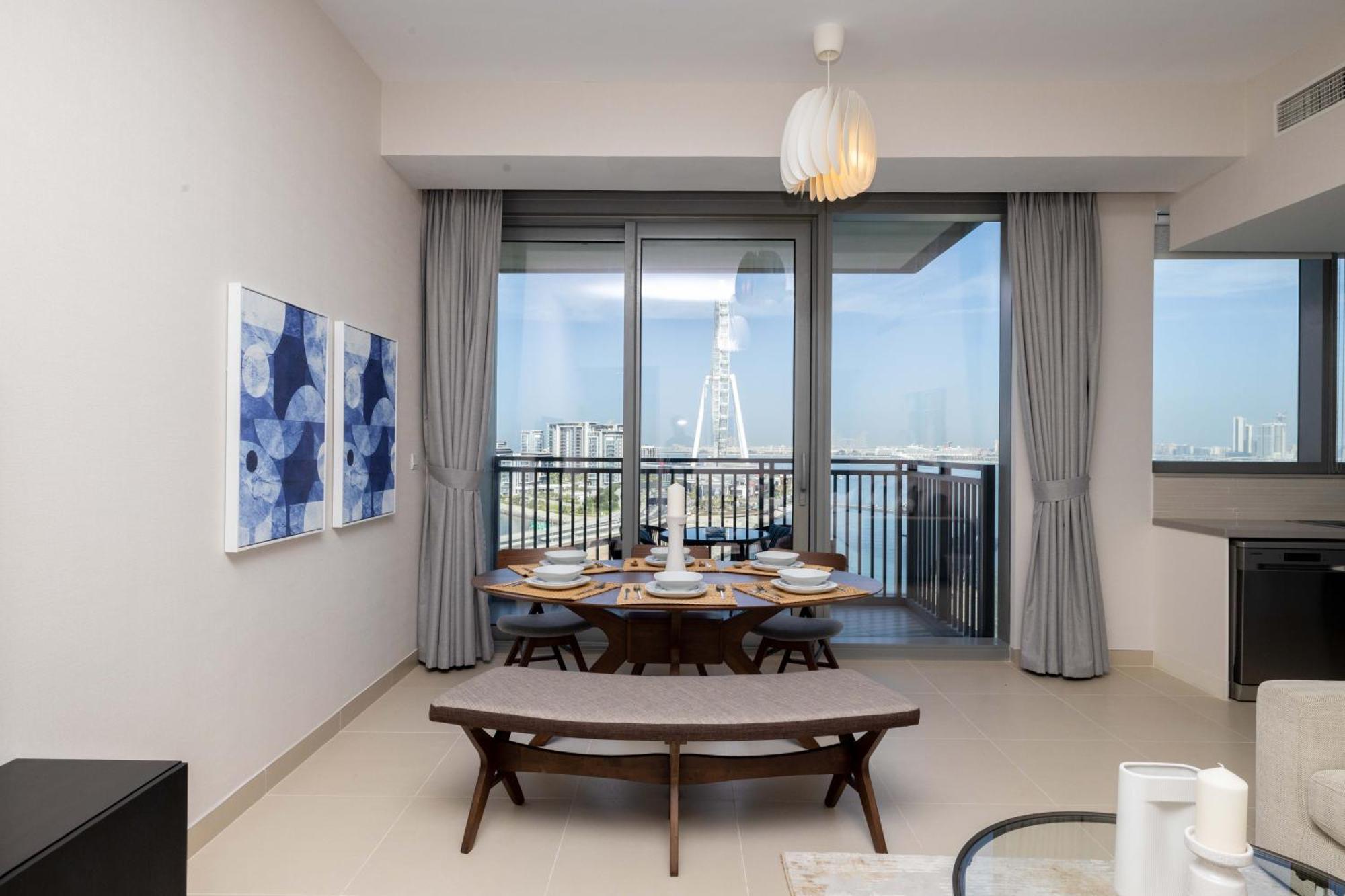 Eden's Homes & - 52-42 Emaar Dubai