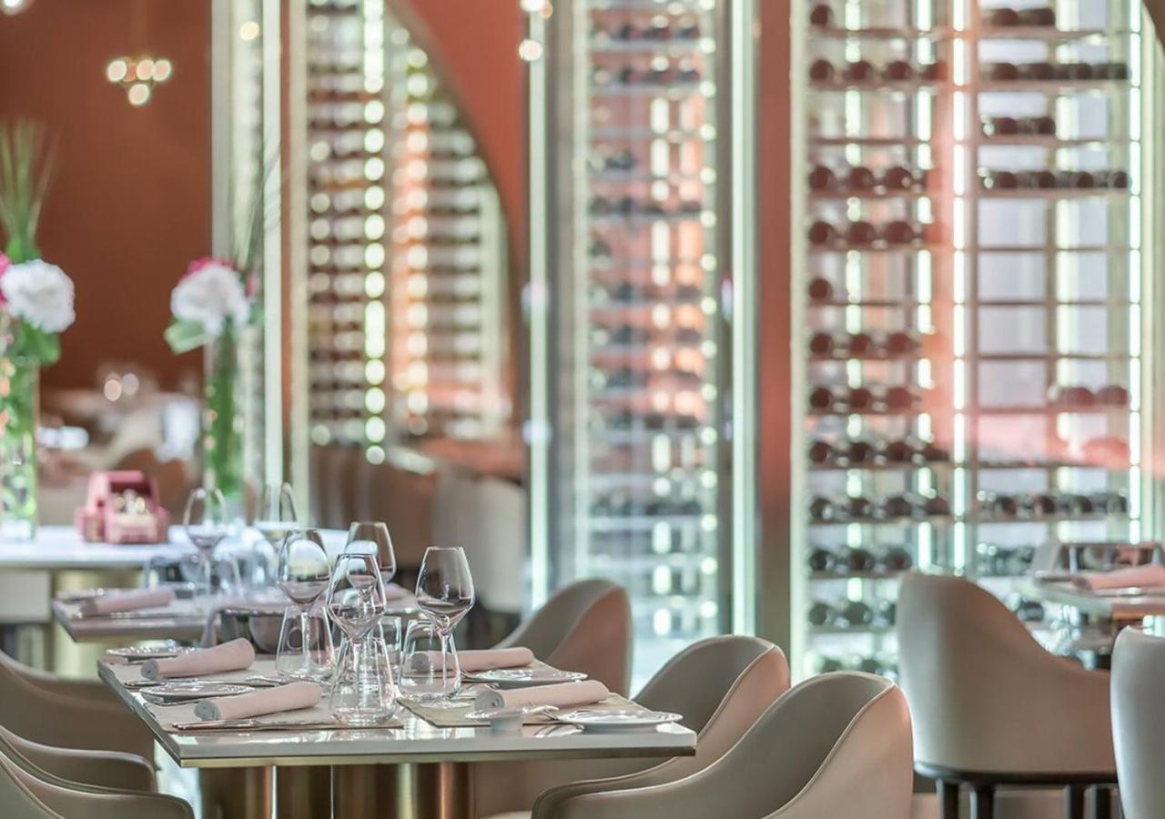 Five Palm Luxury Living Apartment Dubai
