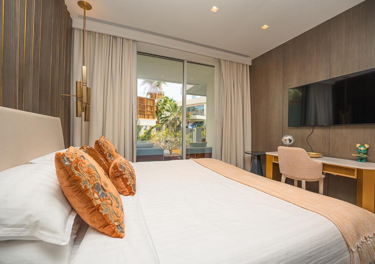 Five Palm Luxury Living