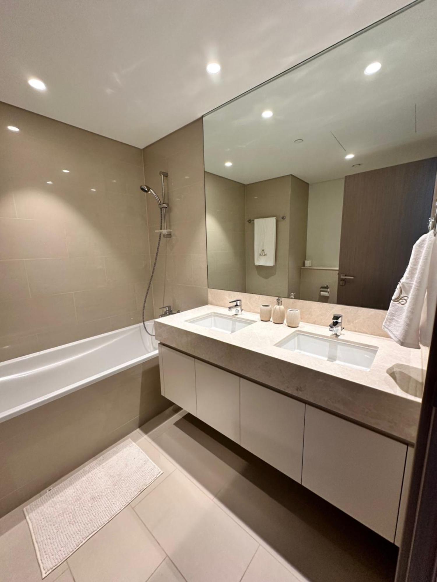 Right At The Heart Of Apartment *