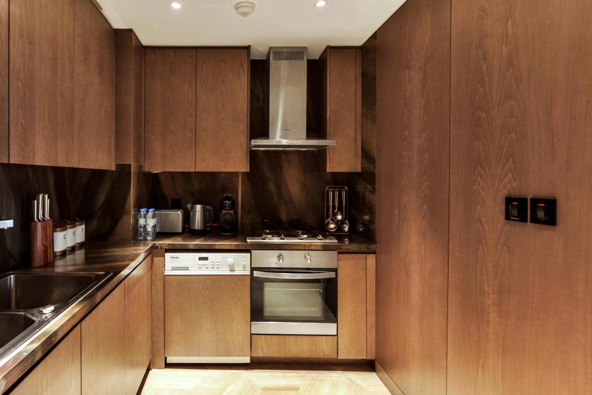 Maison Privee - Glamourous With Sea Views At Five Palm Dubai