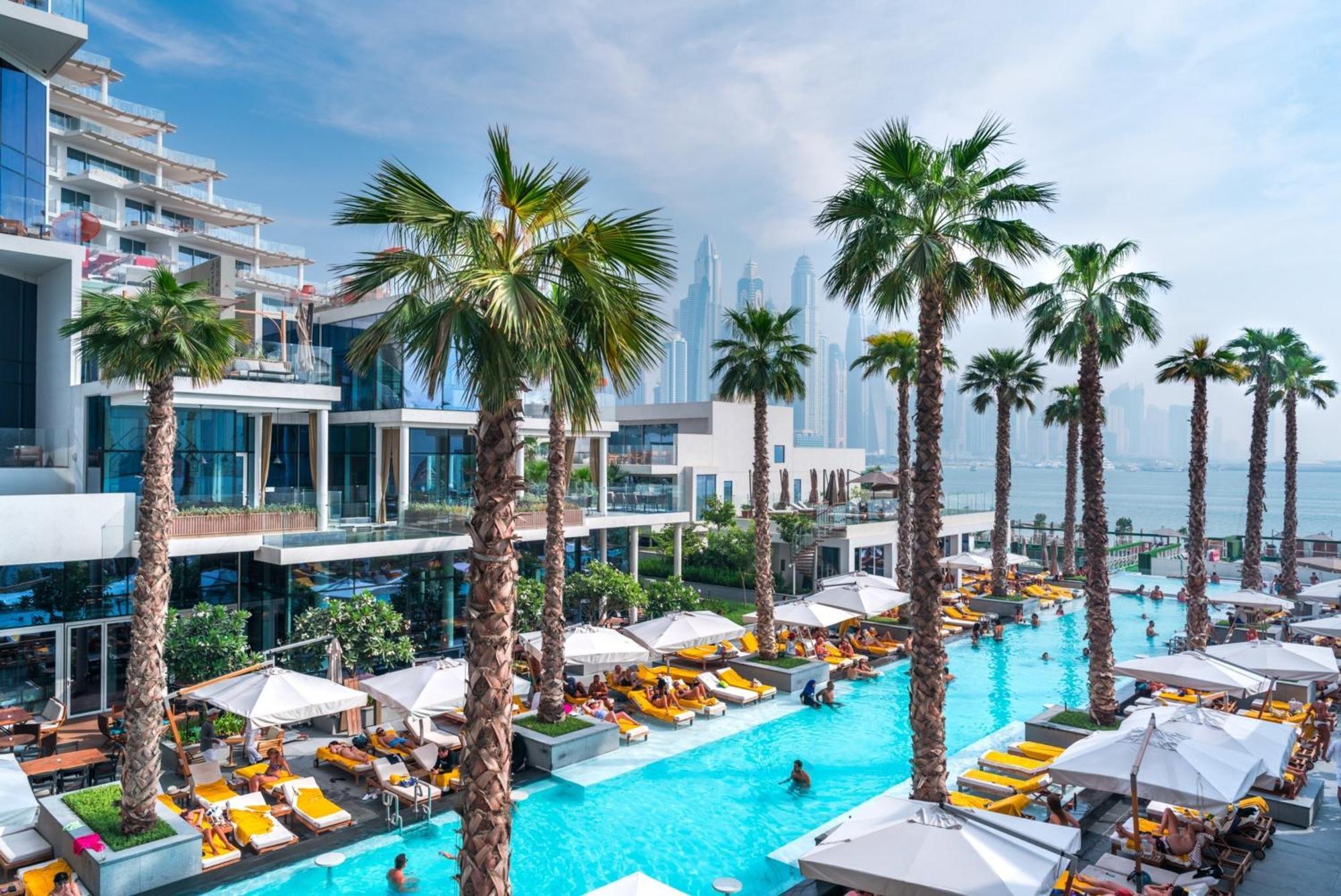 Maison Privee - Glamourous With Sea Views At Five Palm Apartment *