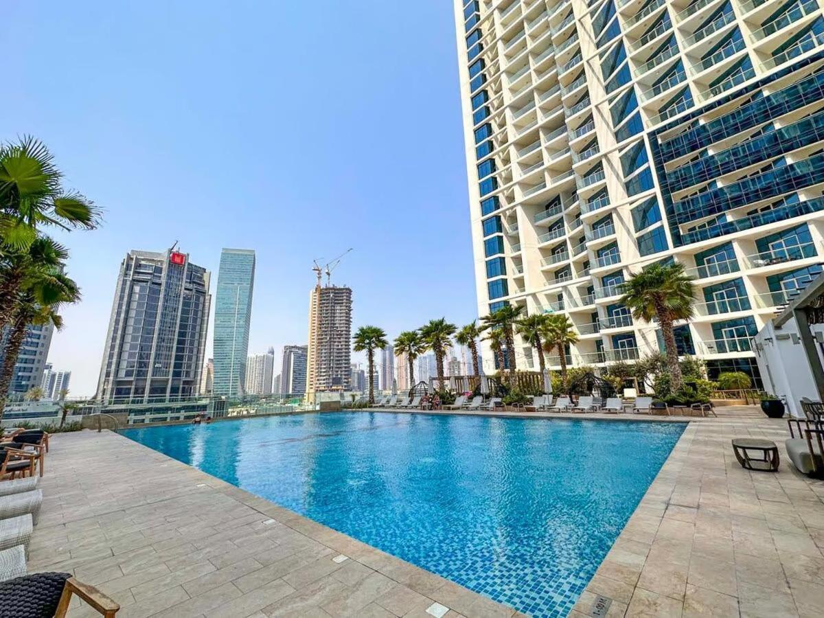 Apartment Aws - Canal Views In A High Floor Dubai