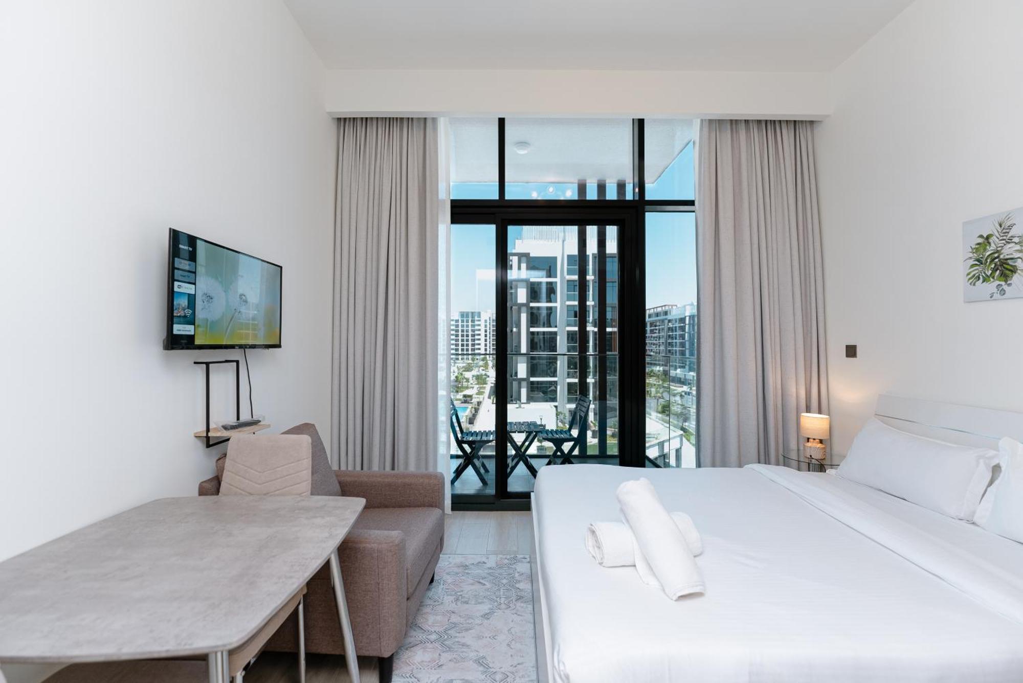 Charming Furnished In Meydan, By Bhavan Daire