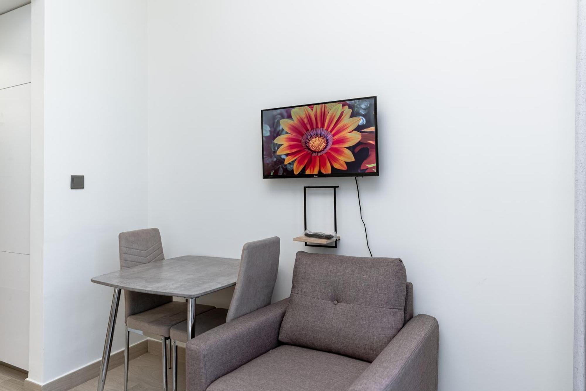 Charming Furnished In Meydan, By Bhavan Daire
