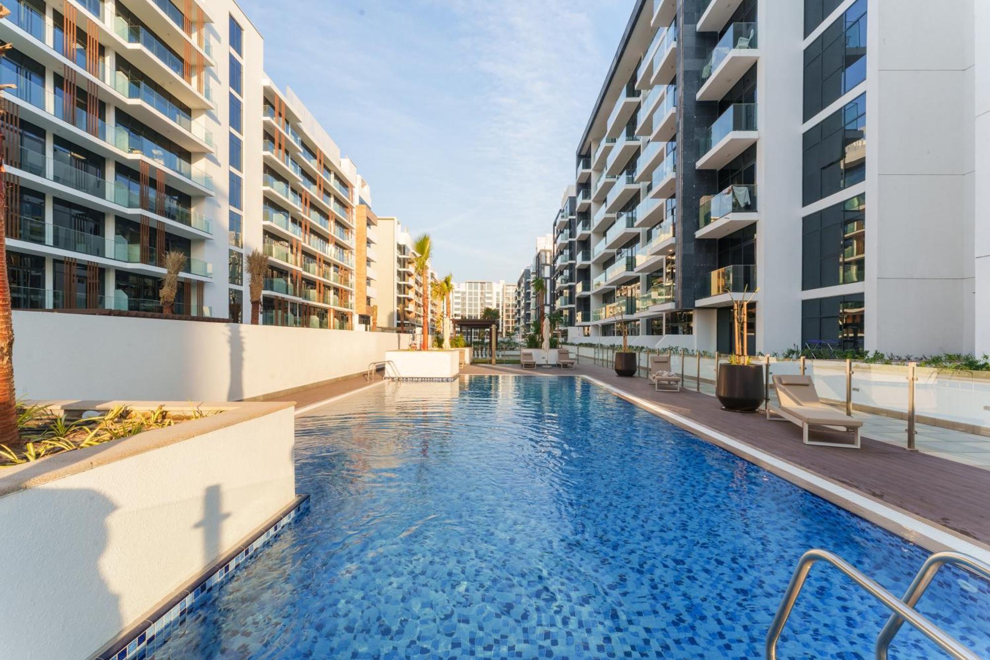 Charming Furnished In Meydan, By Bhavan Daire *