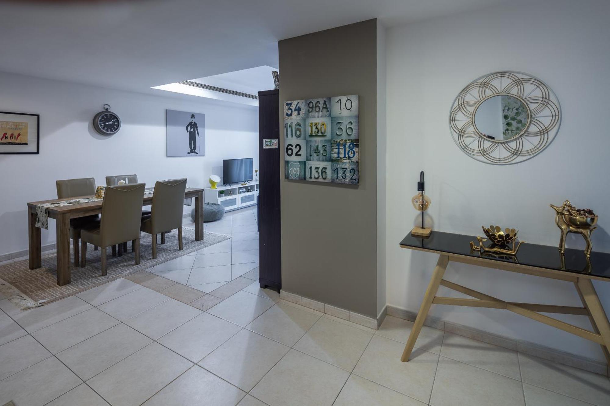 Marina View,central Location,public Transport Access,dwellingz Apartamento *