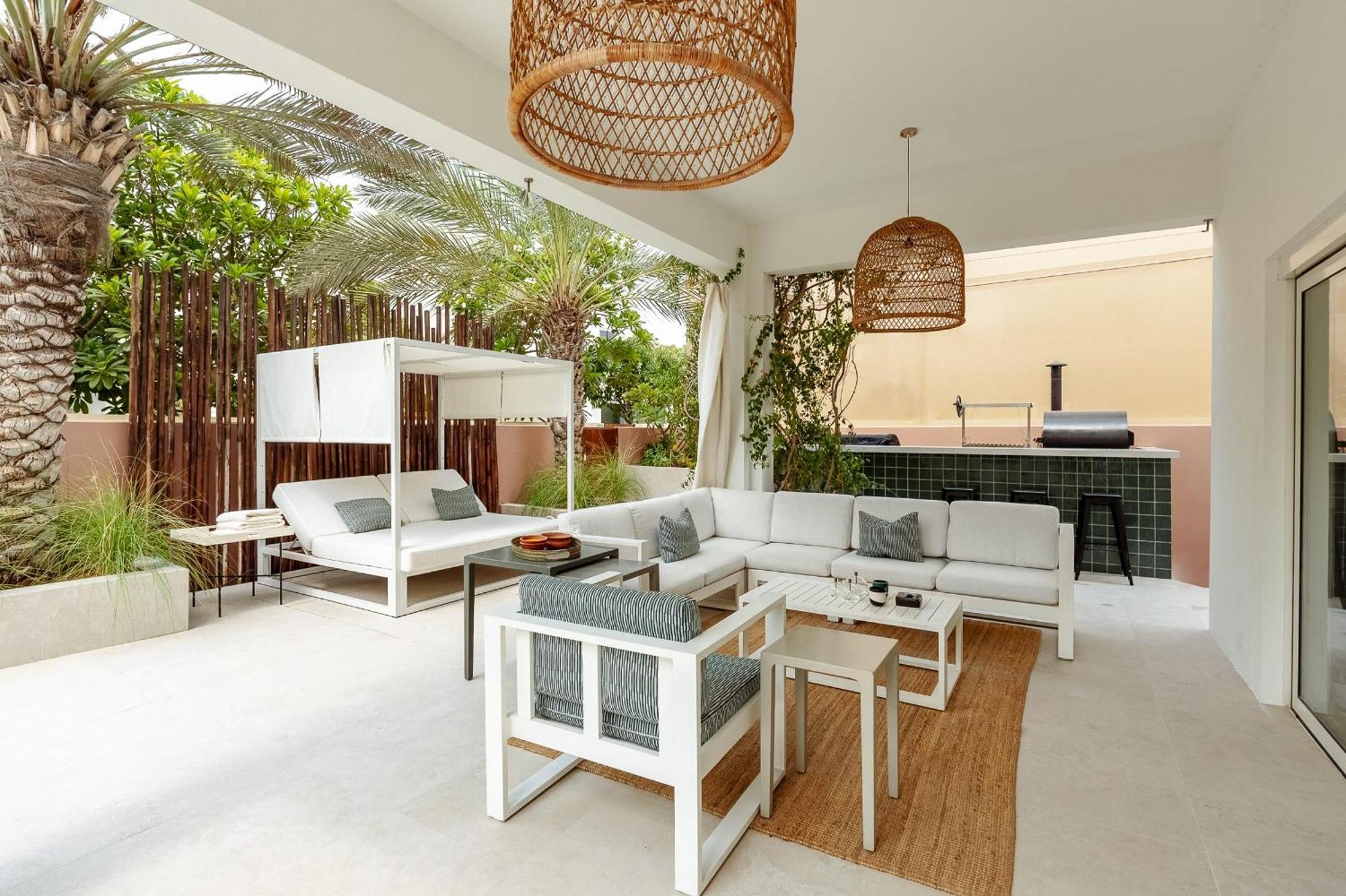 Deema The Lakes Luxury 3 Bd Pool Villa