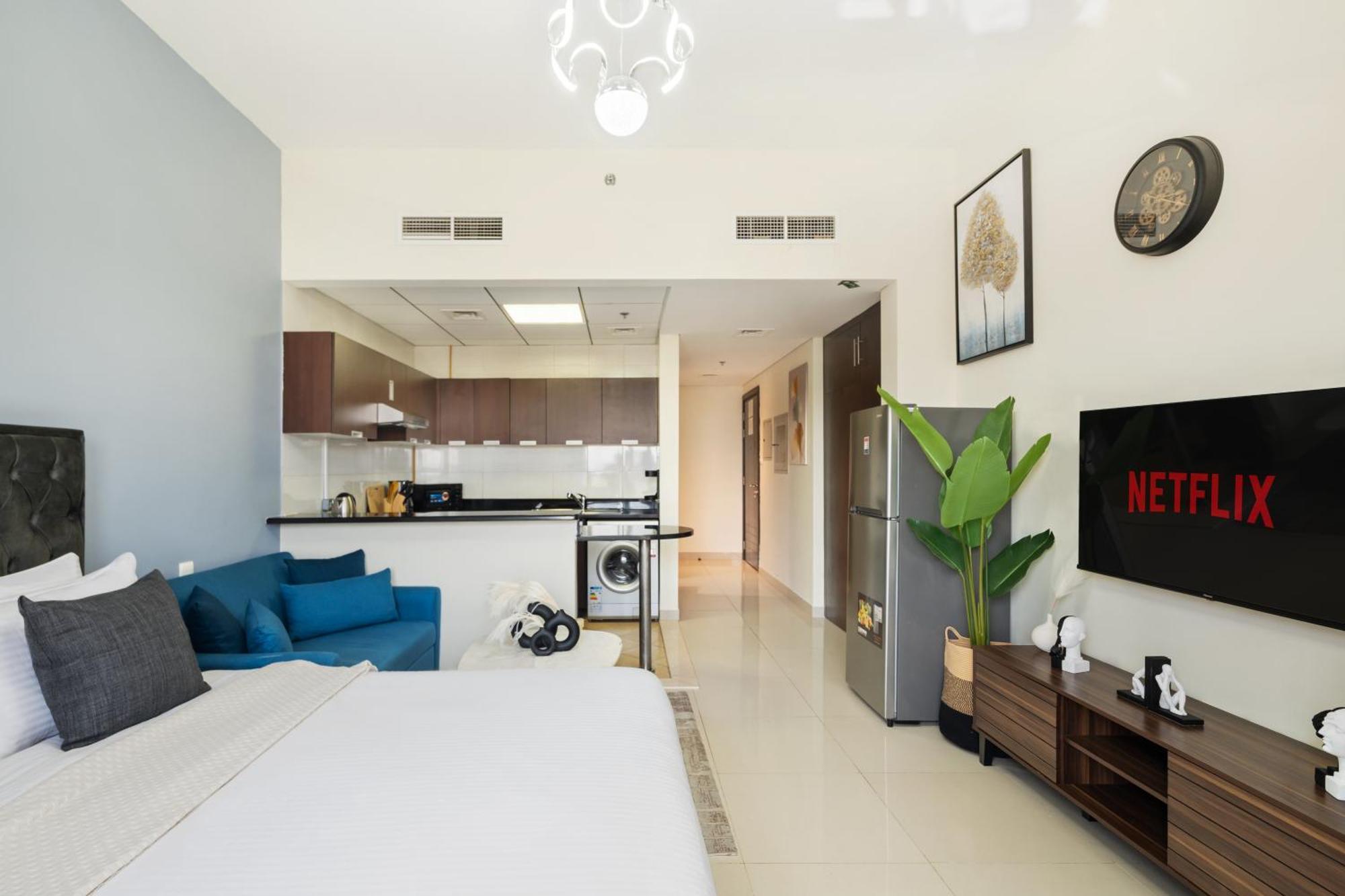 Furnished In Eagle Heights, Sports Apartment *