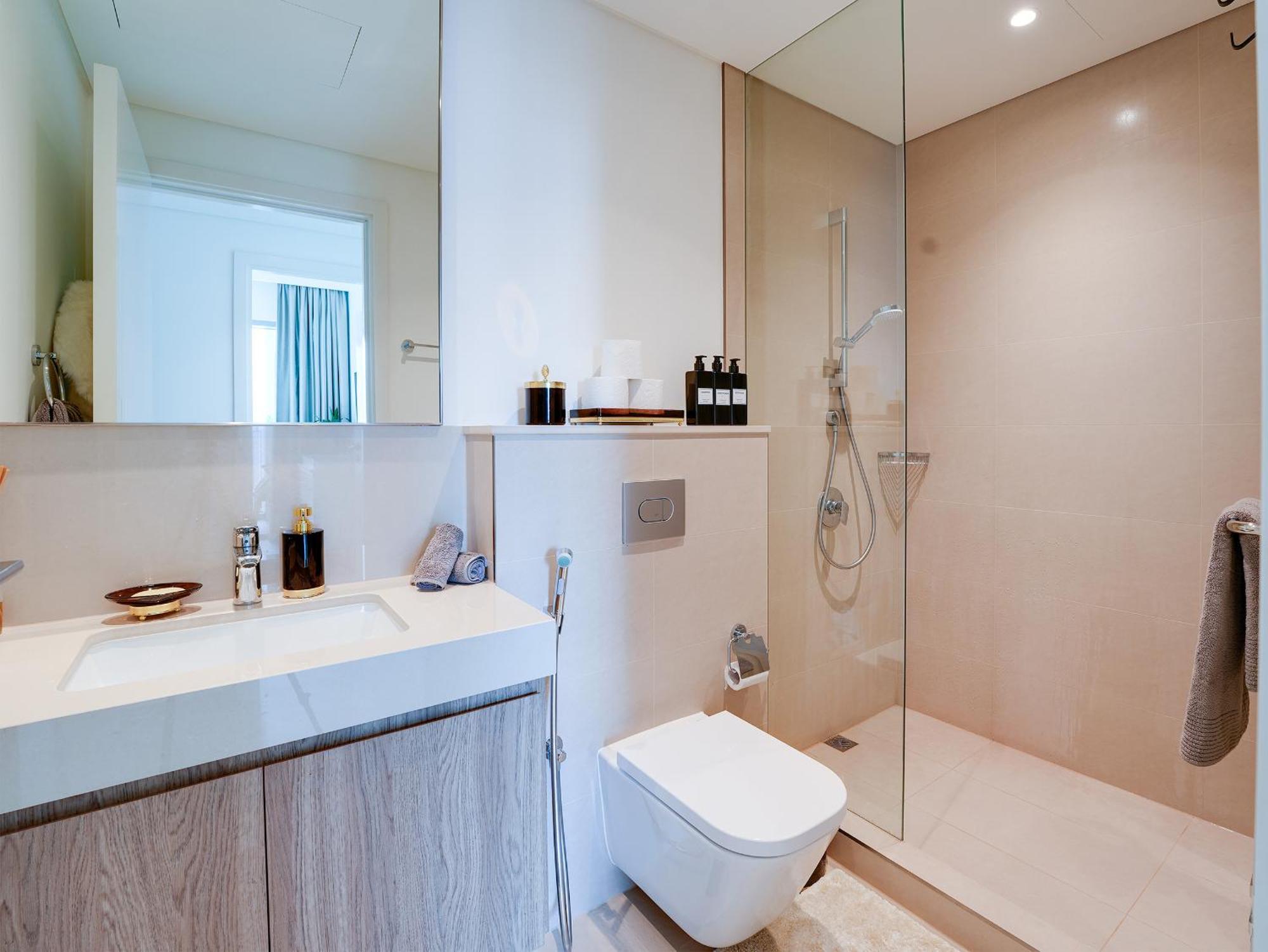 Luxury 2br Burj Khalifa Views 5min Walk Mall * Dubai