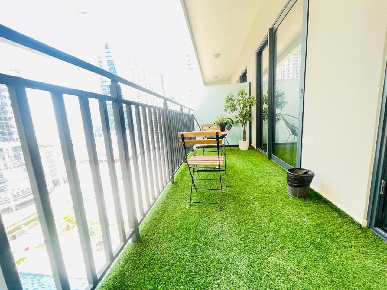 Pool View One Bed Business Bay *