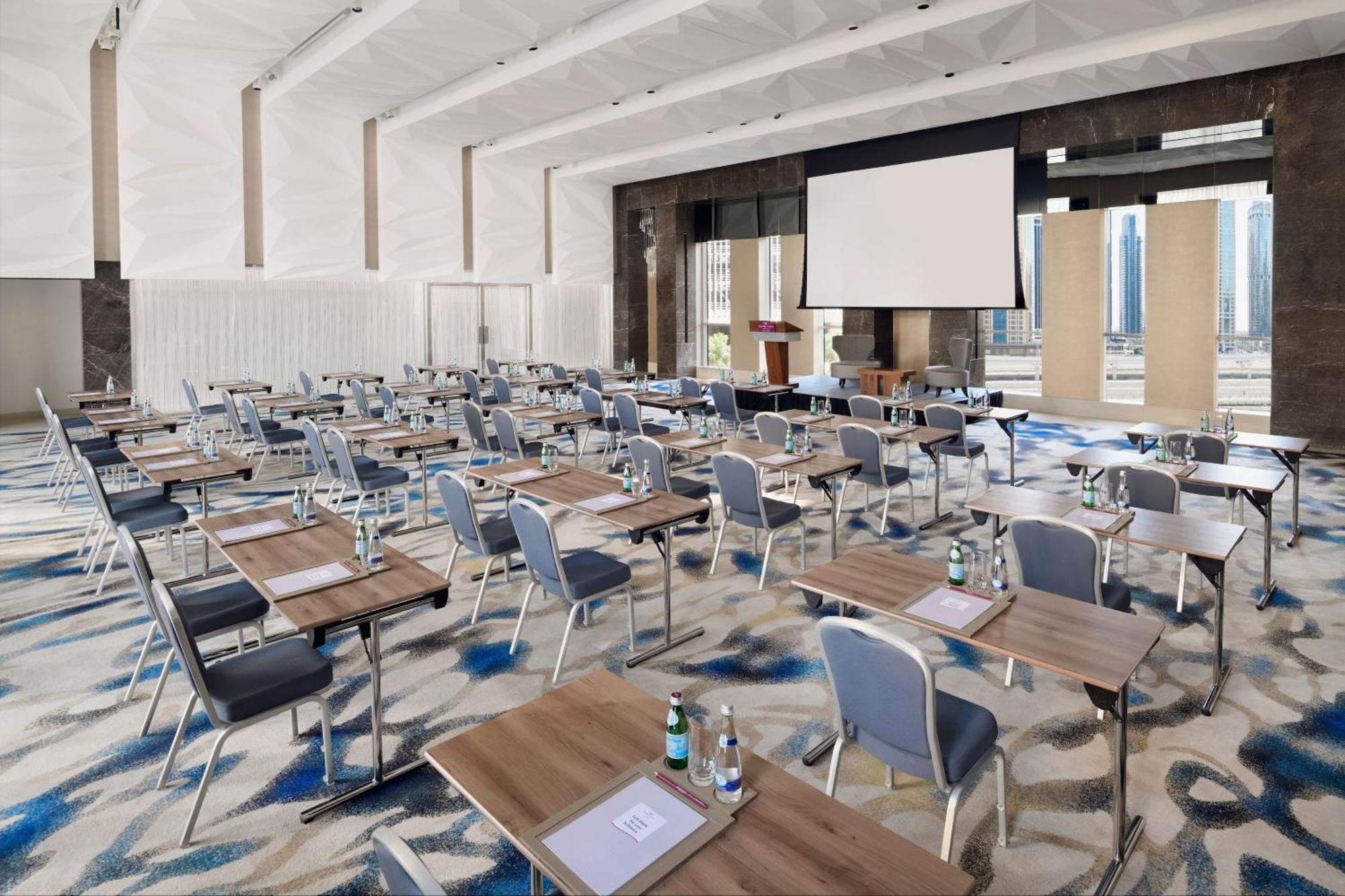 Crowne Plaza Marina By Ihg Hotel 5*