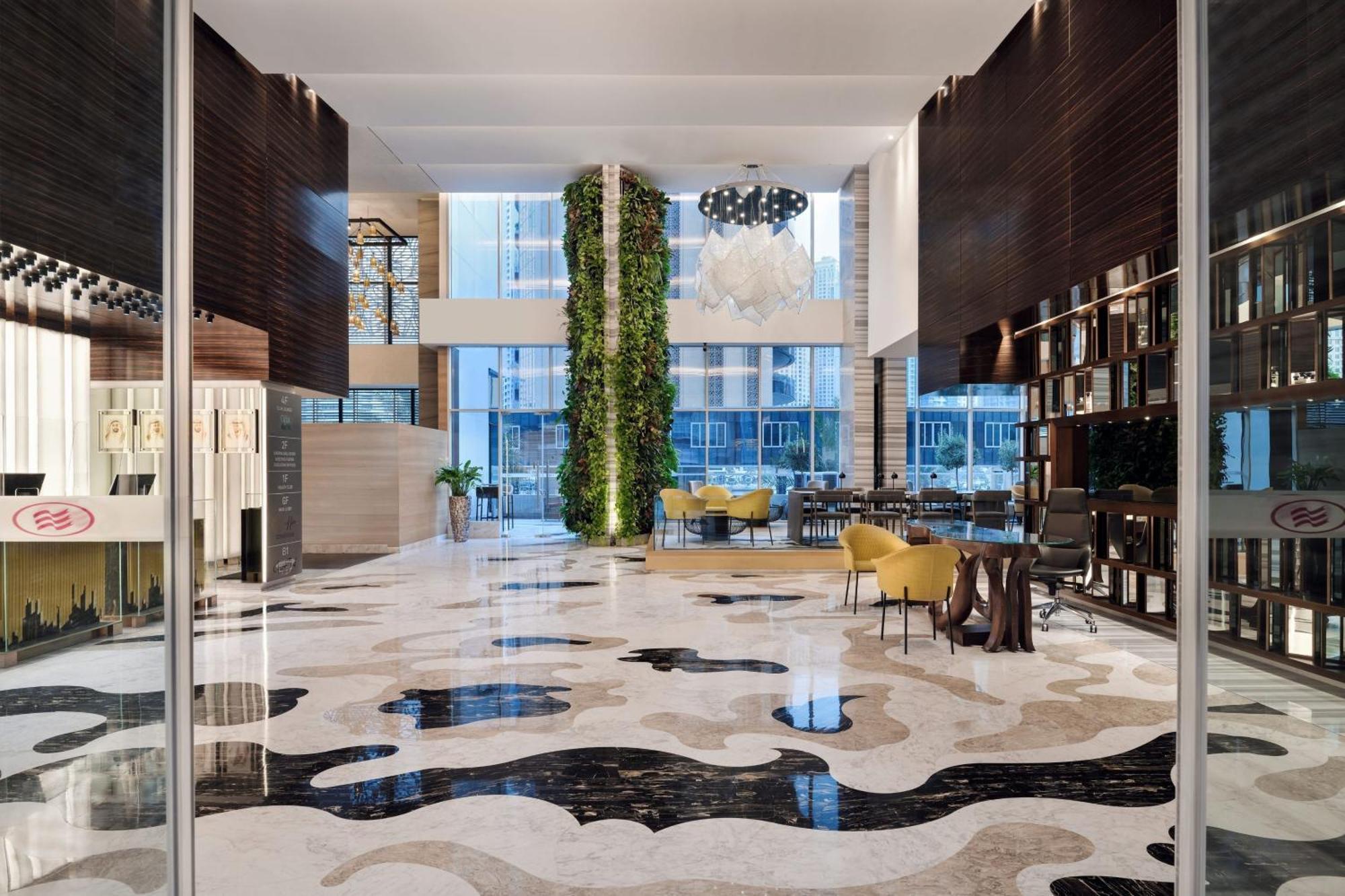 Crowne Plaza Marina By Ihg Hotel