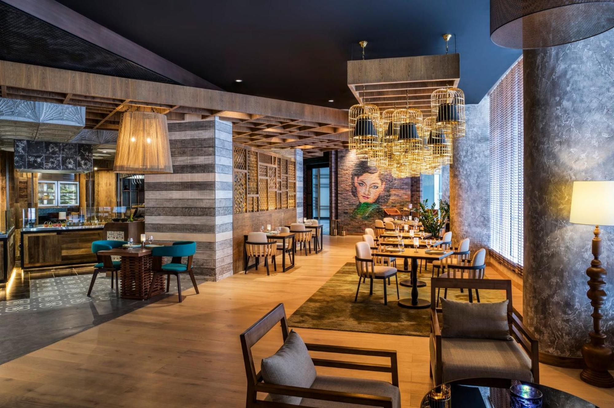Crowne Plaza Marina By Ihg