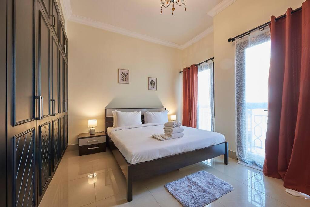 Apartment Cozy 1bedroom Skylight Le Grand Chateau Dubai