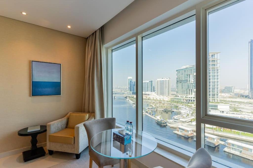 Canal View L L Great Amenities * Dubai