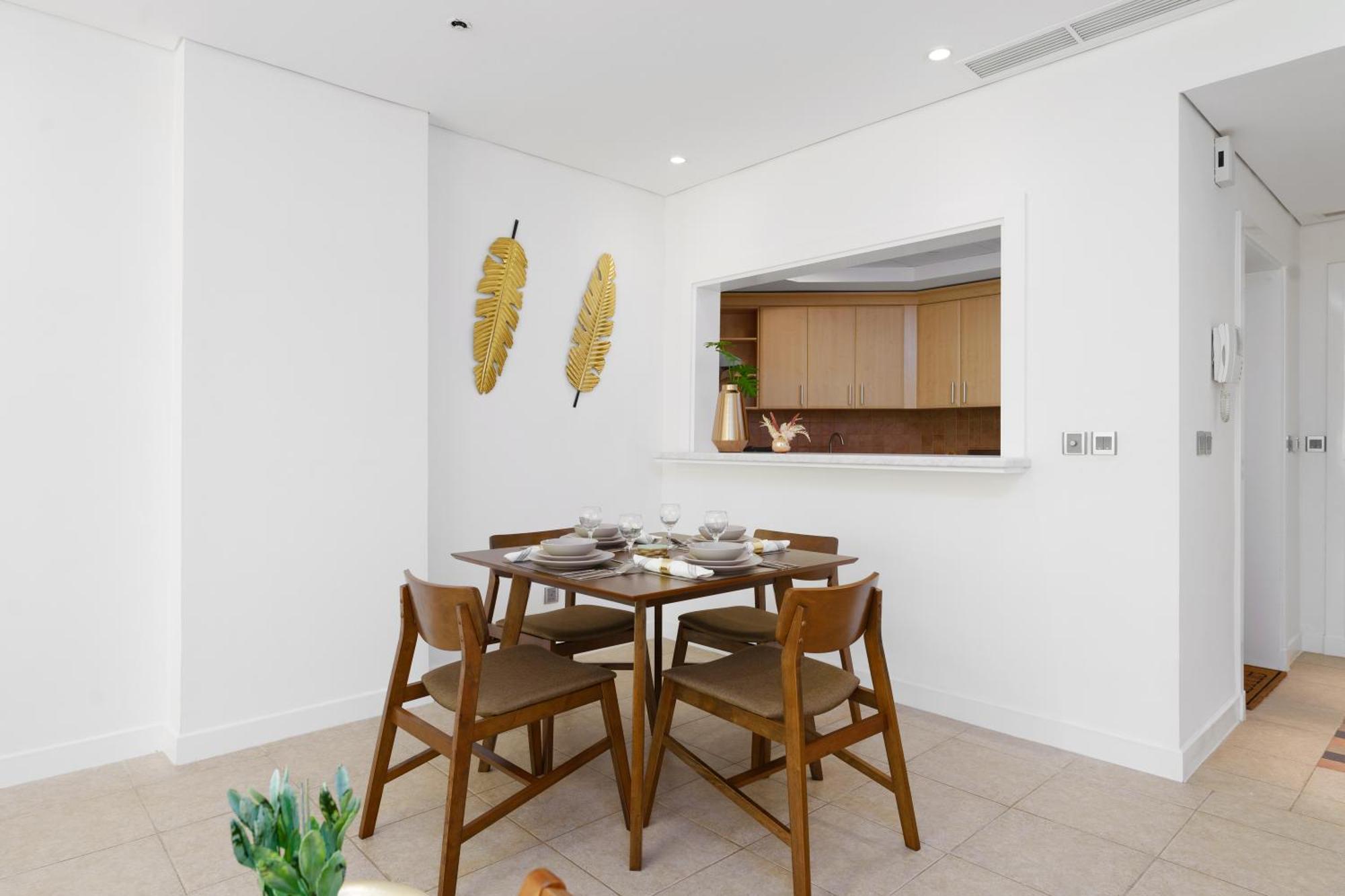 Maison Privee - Elegant Coastal On Palm Jumeirah Dubai