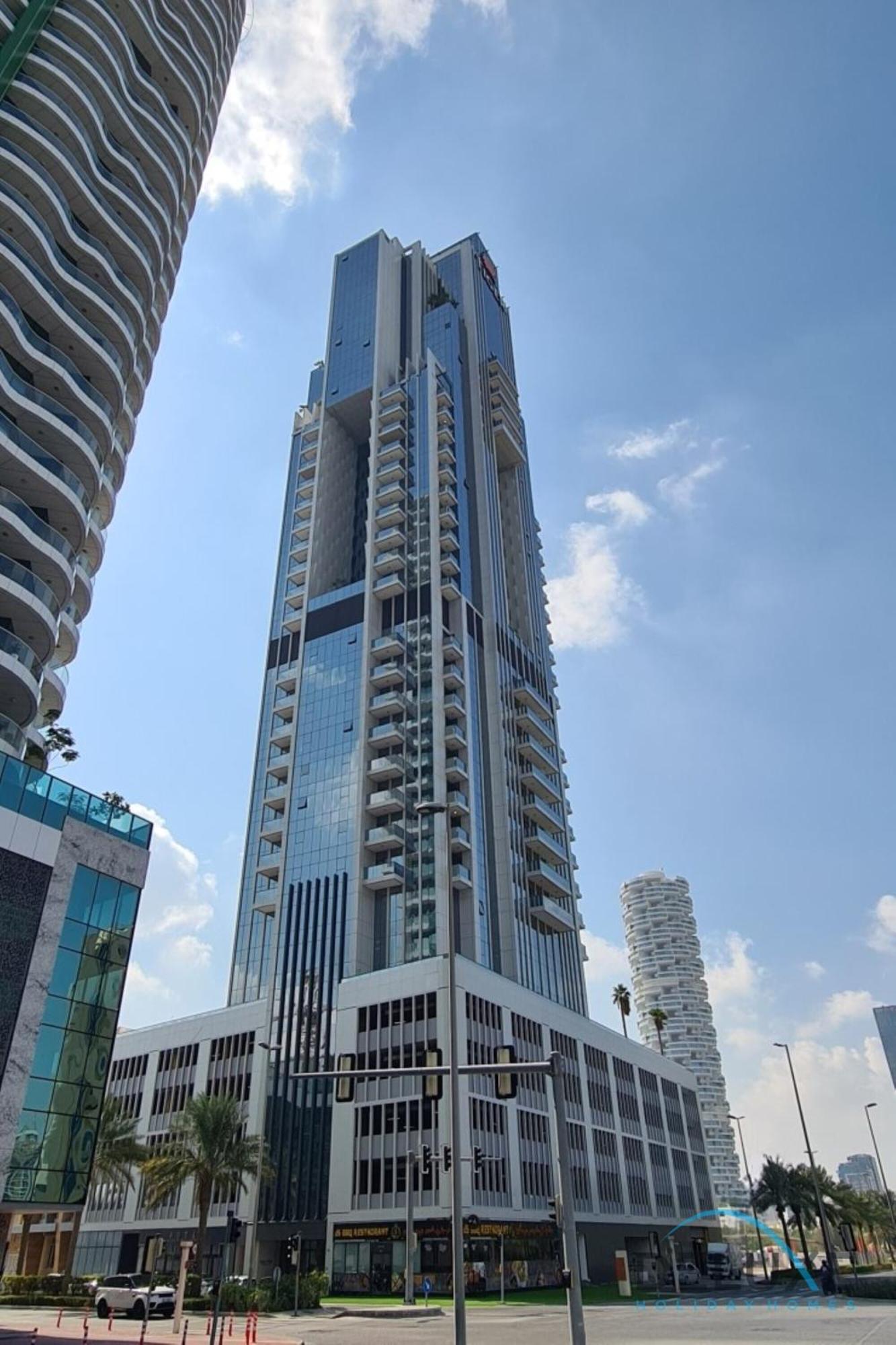 Daire Majestic In Regina Tower, Jumeirah Village Circle By Deluxe Homes Dubai