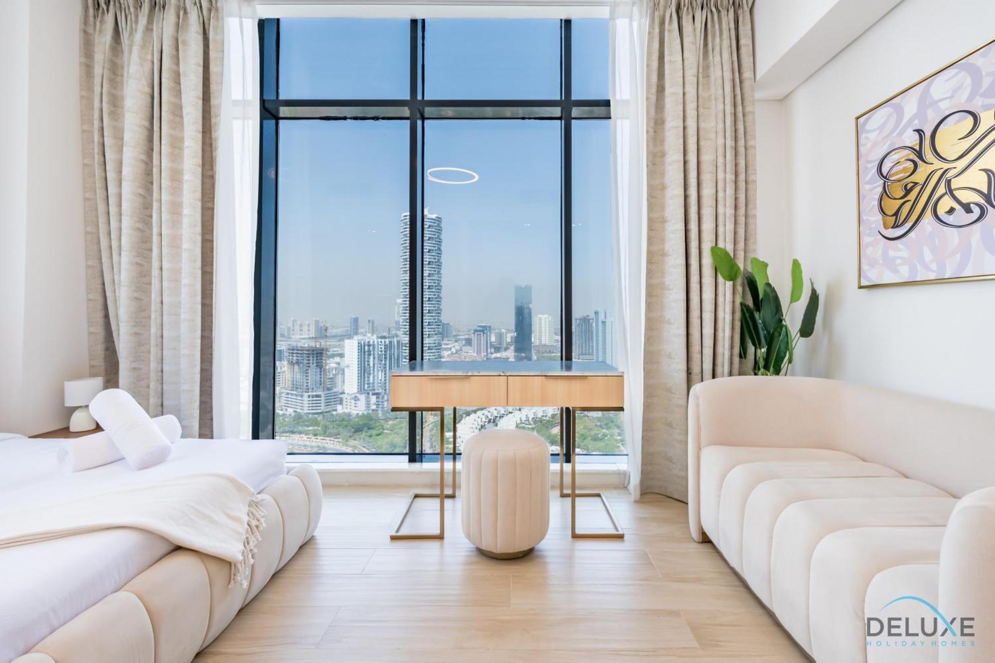 Daire Majestic In Regina Tower, Jumeirah Village Circle By Deluxe Homes