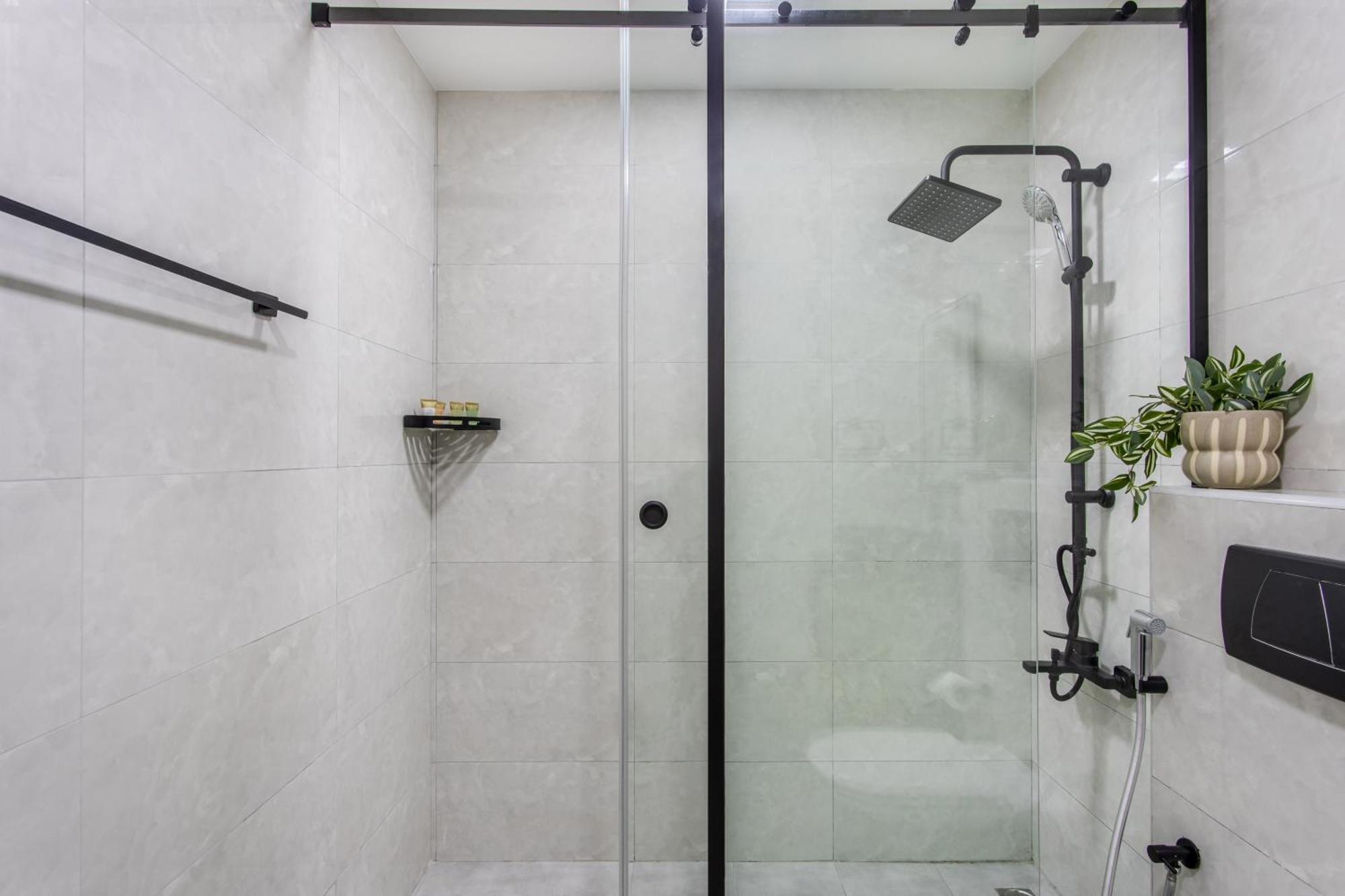 Comfy 1br Marina Living Steps From Marina Walk * Dubai