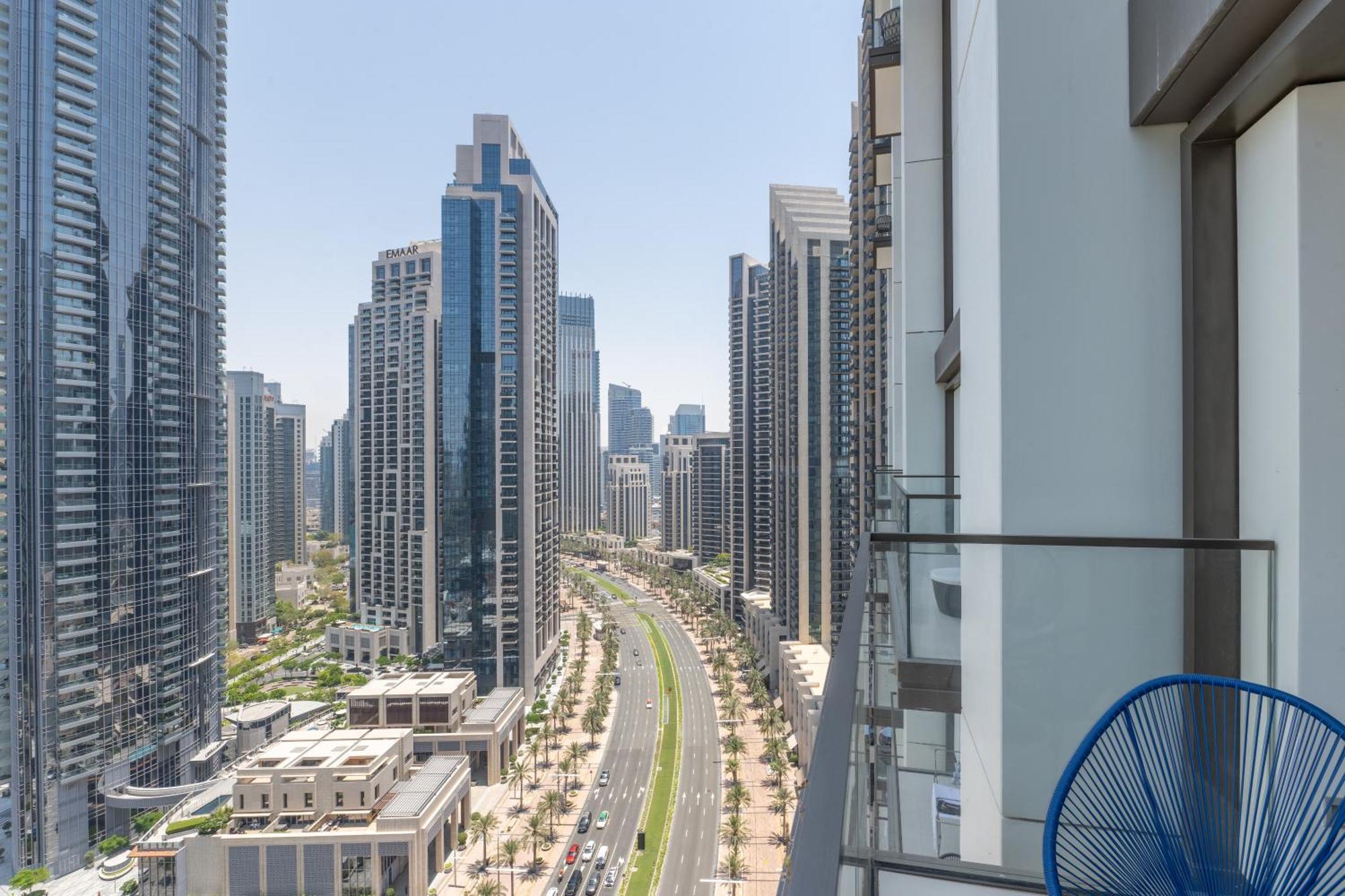 Daire Stylish 3br Maid's In Burj Crown With Burj Khalifa View *