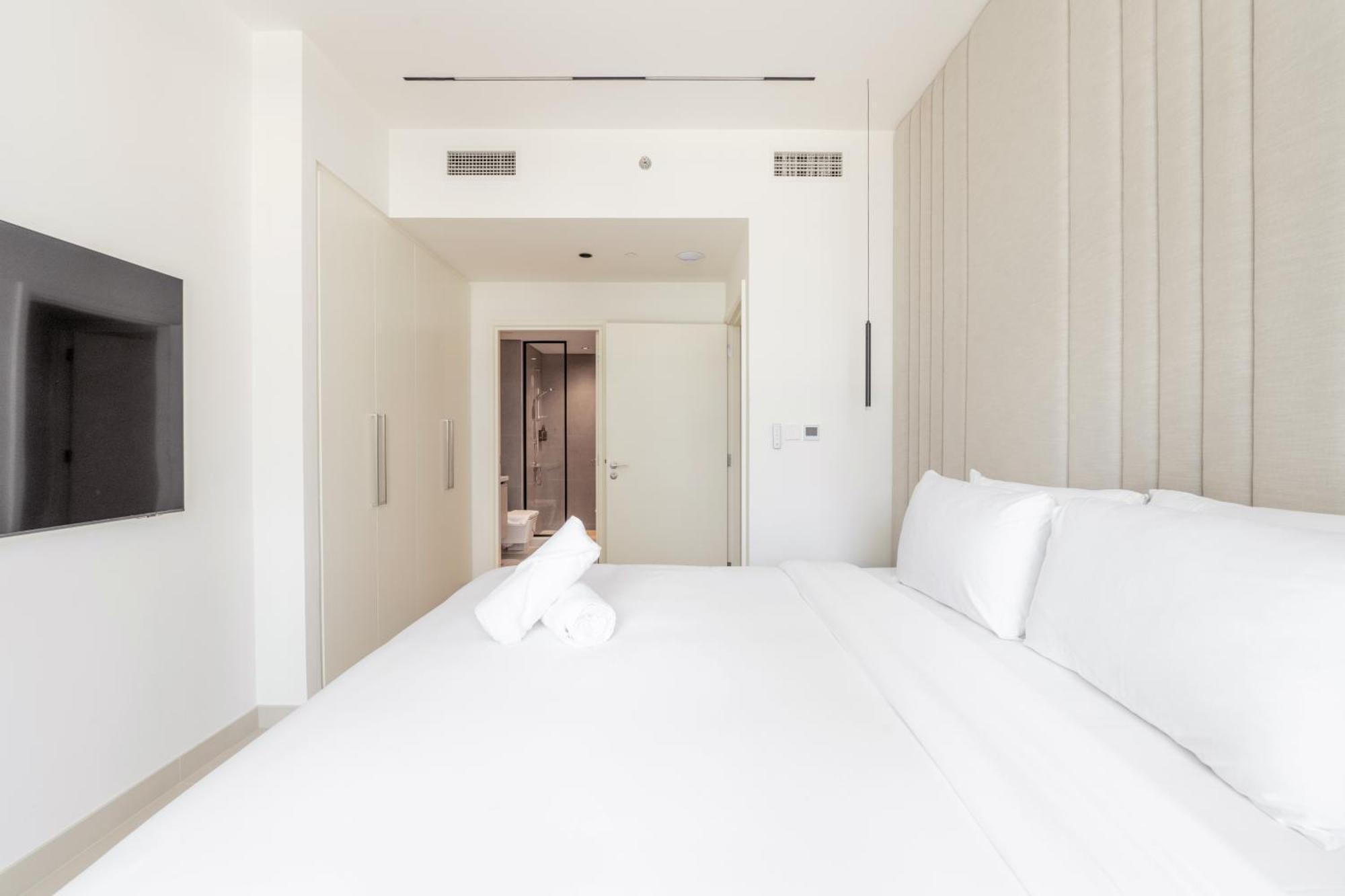 Daire Stylish 3br Maid's In Burj Crown With Burj Khalifa View